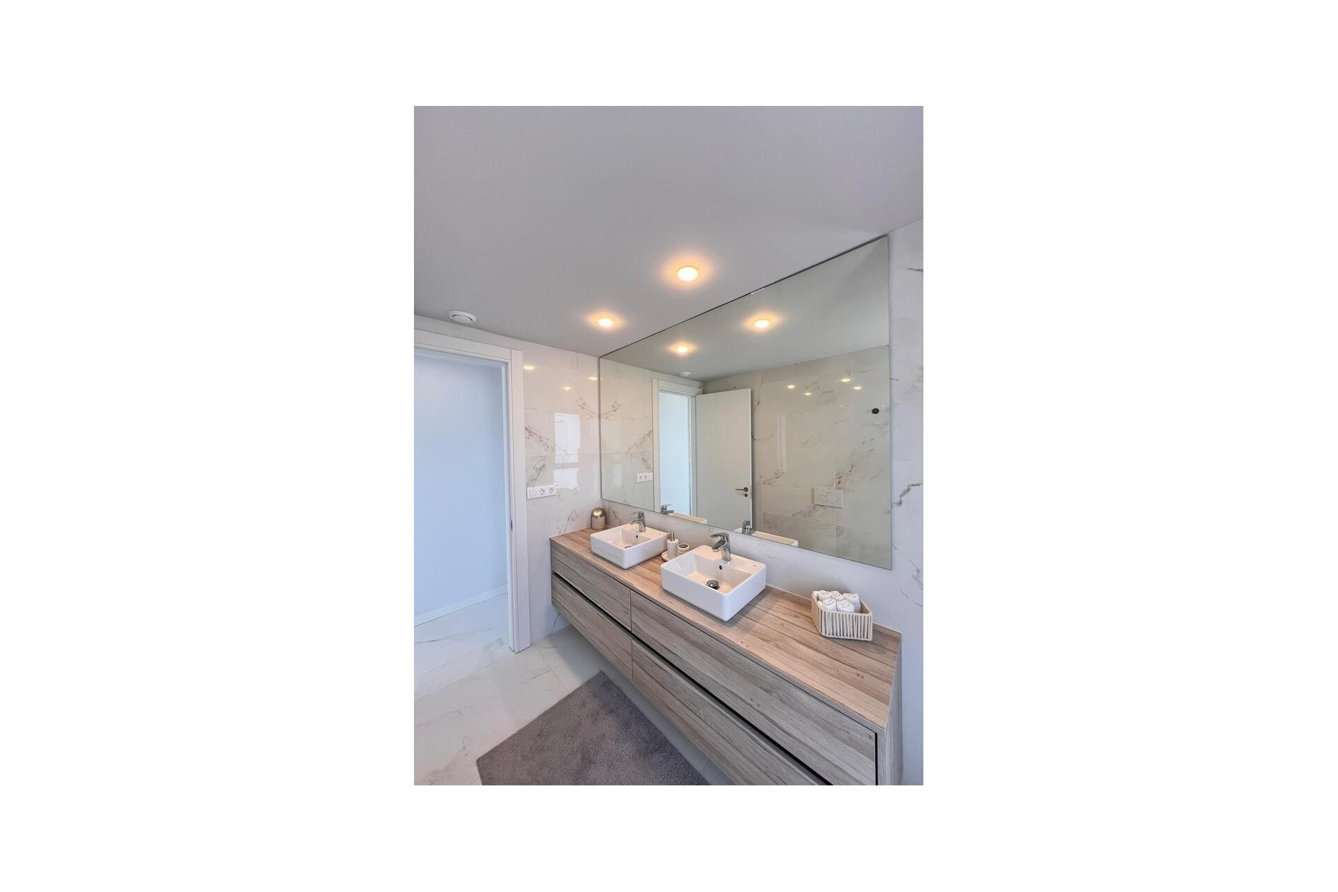 Resale - Wohnung / Apartment -
Benidorm - Playa de Poniente