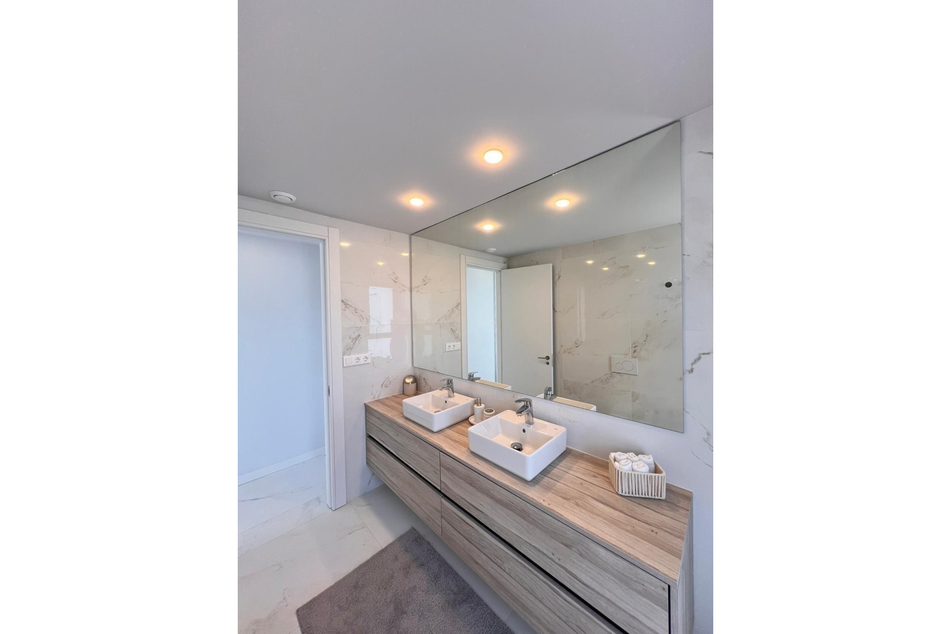 Resale - Wohnung / Apartment -
Benidorm - Poniente