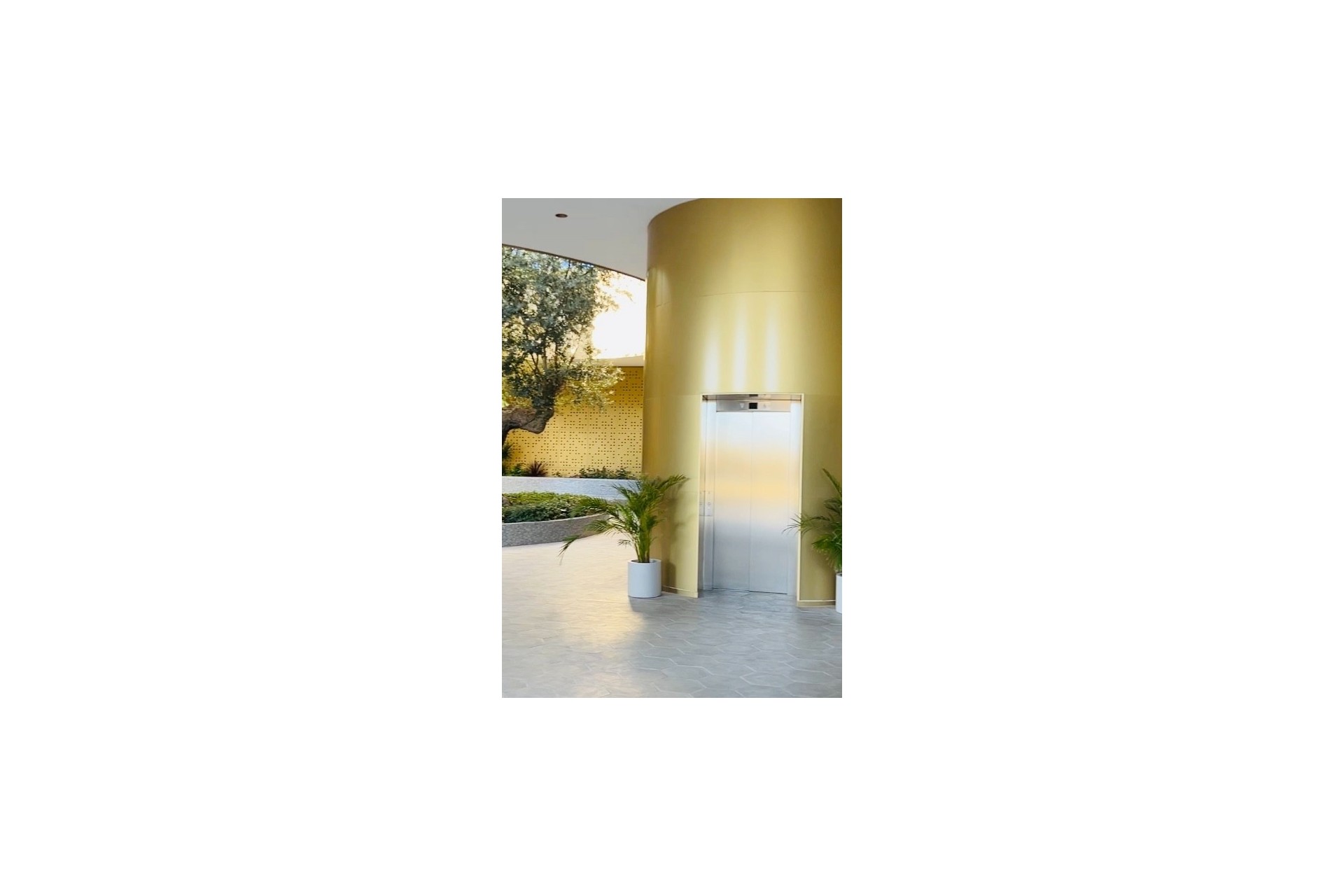 Resale - Wohnung / Apartment -
Benidorm - Poniente
