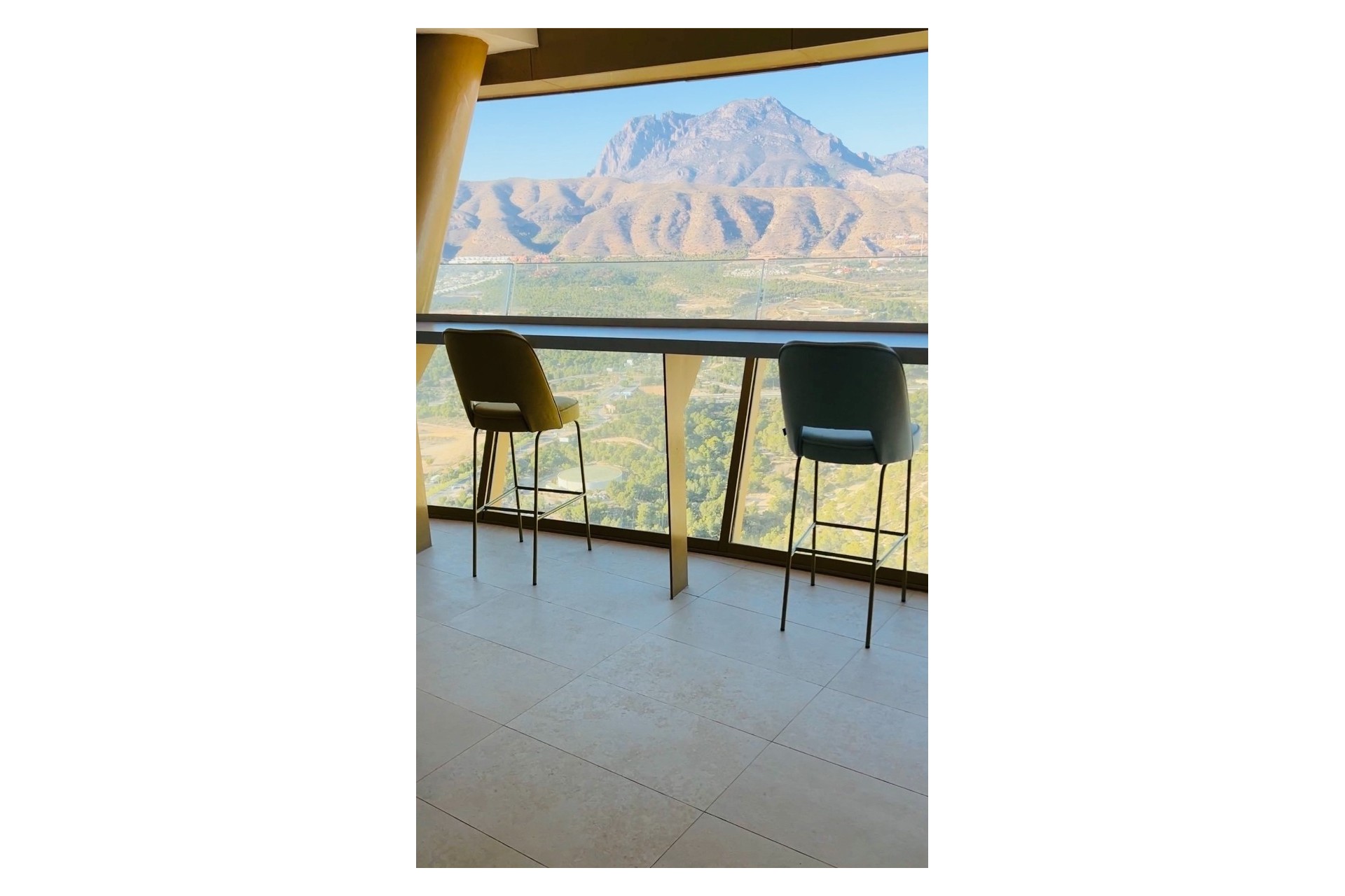 Resale - Wohnung / Apartment -
Benidorm - Poniente