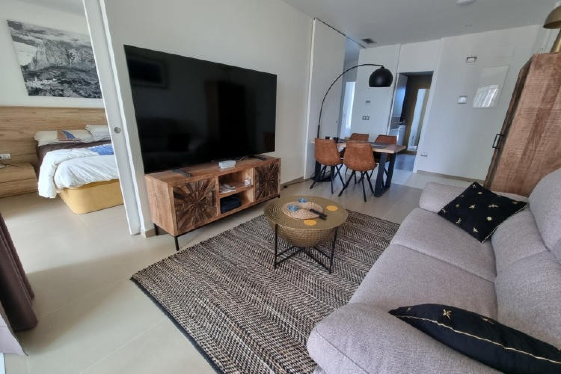Resale - Wohnung / Apartment -
Benidorm - Poniente