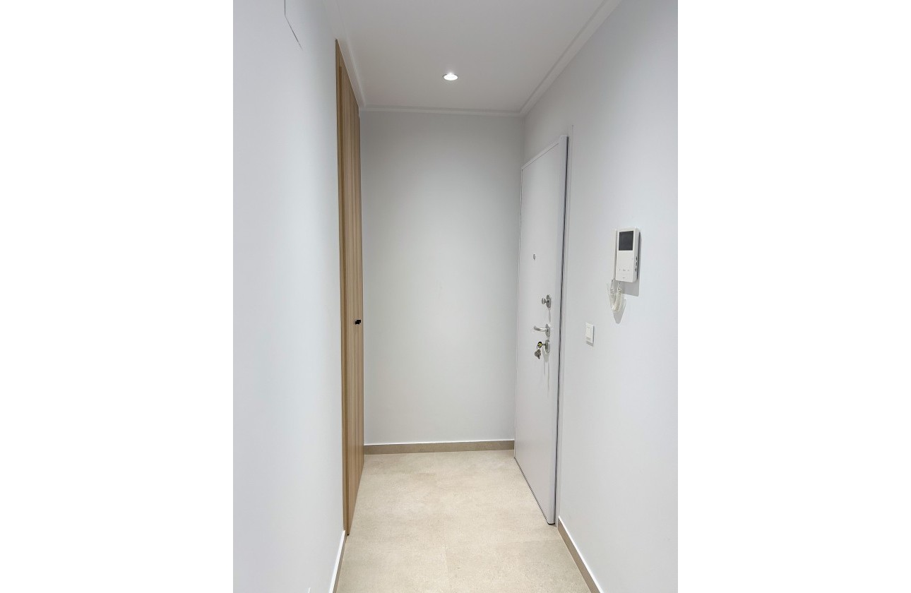 Resale - Wohnung / Apartment -
El Raso - Costa Blanca