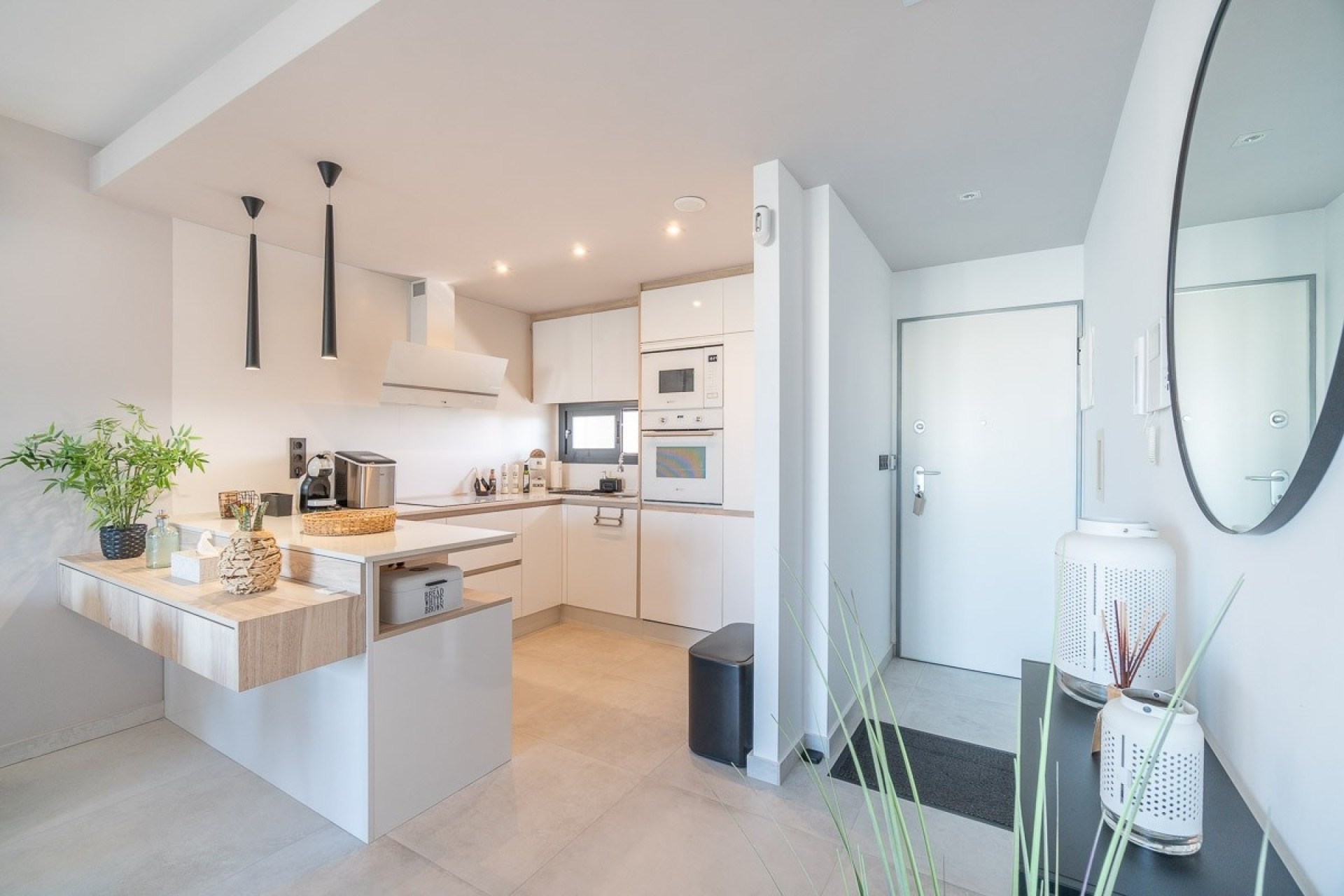 Resale - Wohnung / Apartment -
El Raso