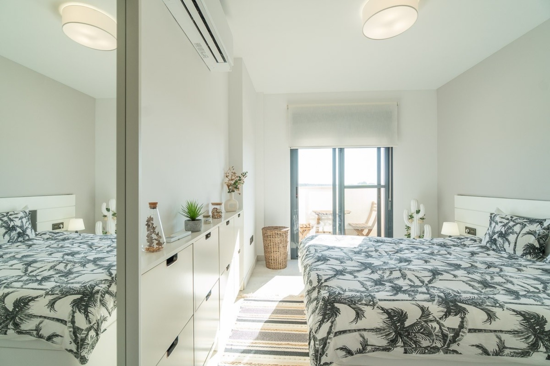 Resale - Wohnung / Apartment -
El Raso