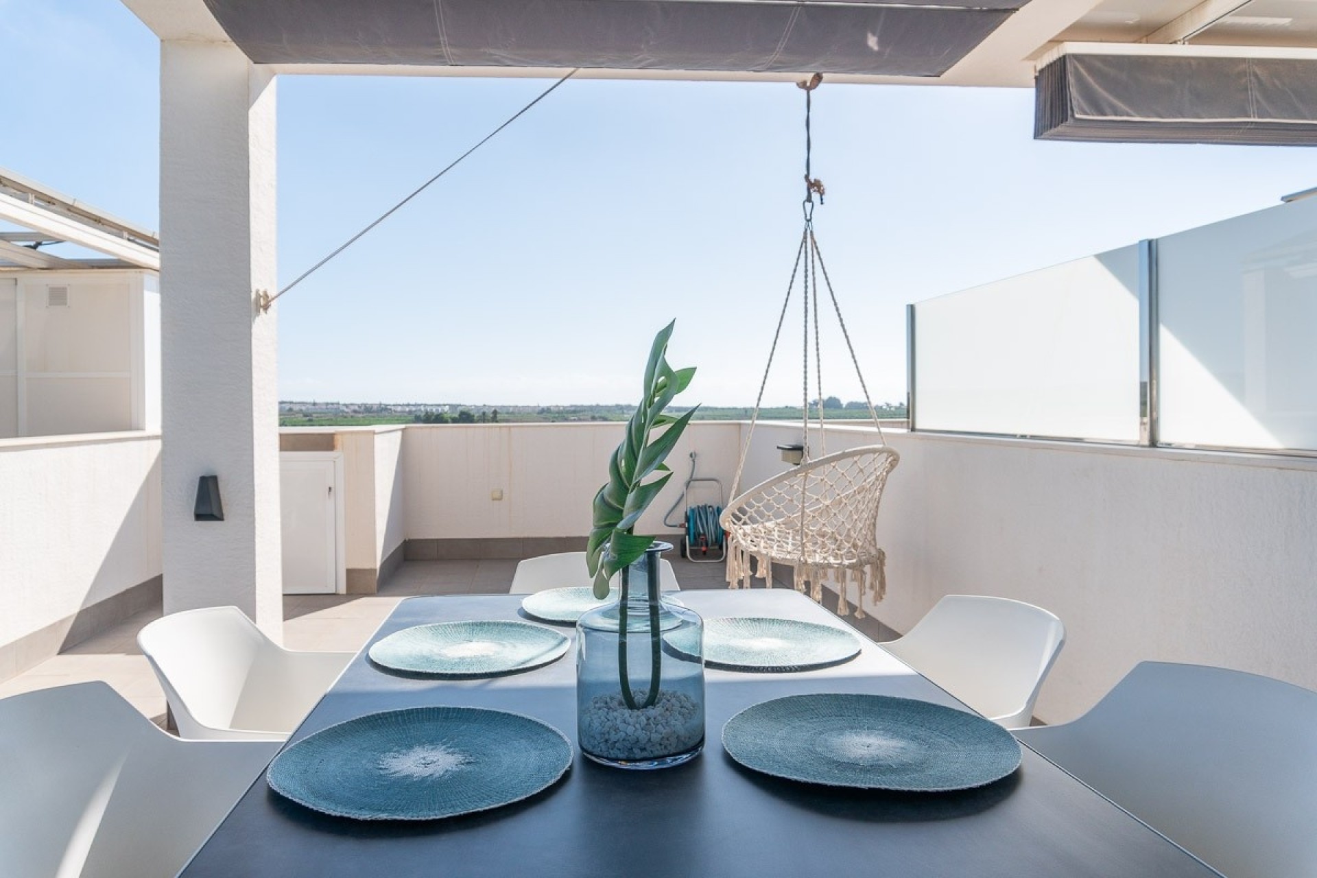 Resale - Wohnung / Apartment -
El Raso