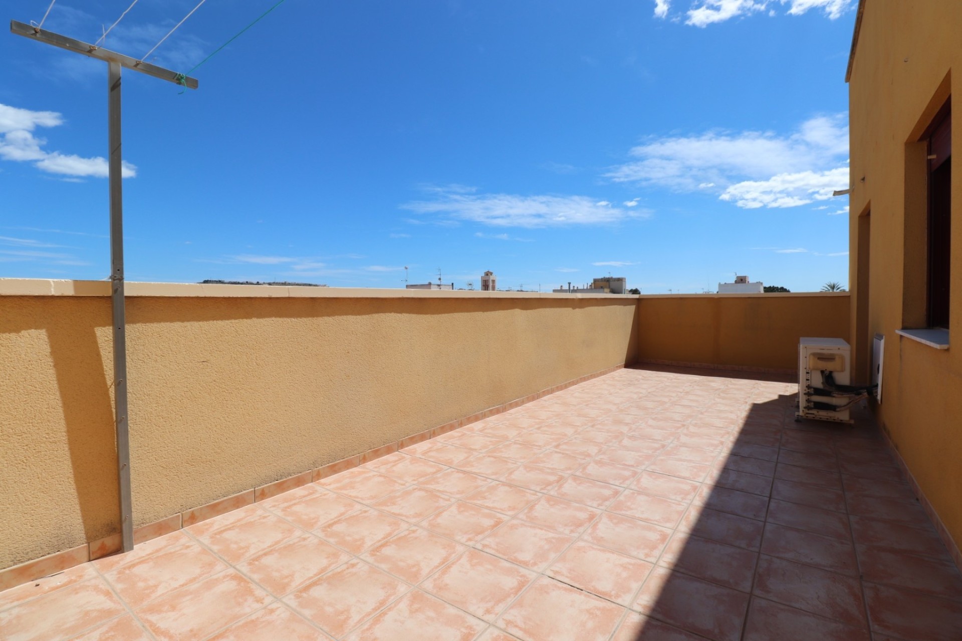 Resale - Wohnung / Apartment -
Formentera del Segura - Formentera - Village