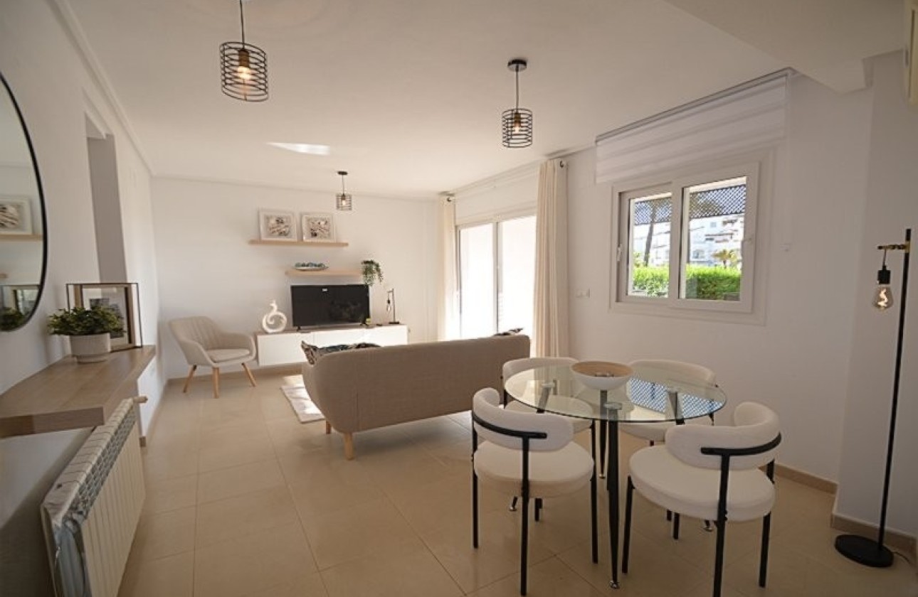 Resale - Wohnung / Apartment -
Hacienda Riquelme Golf Resort - Inland