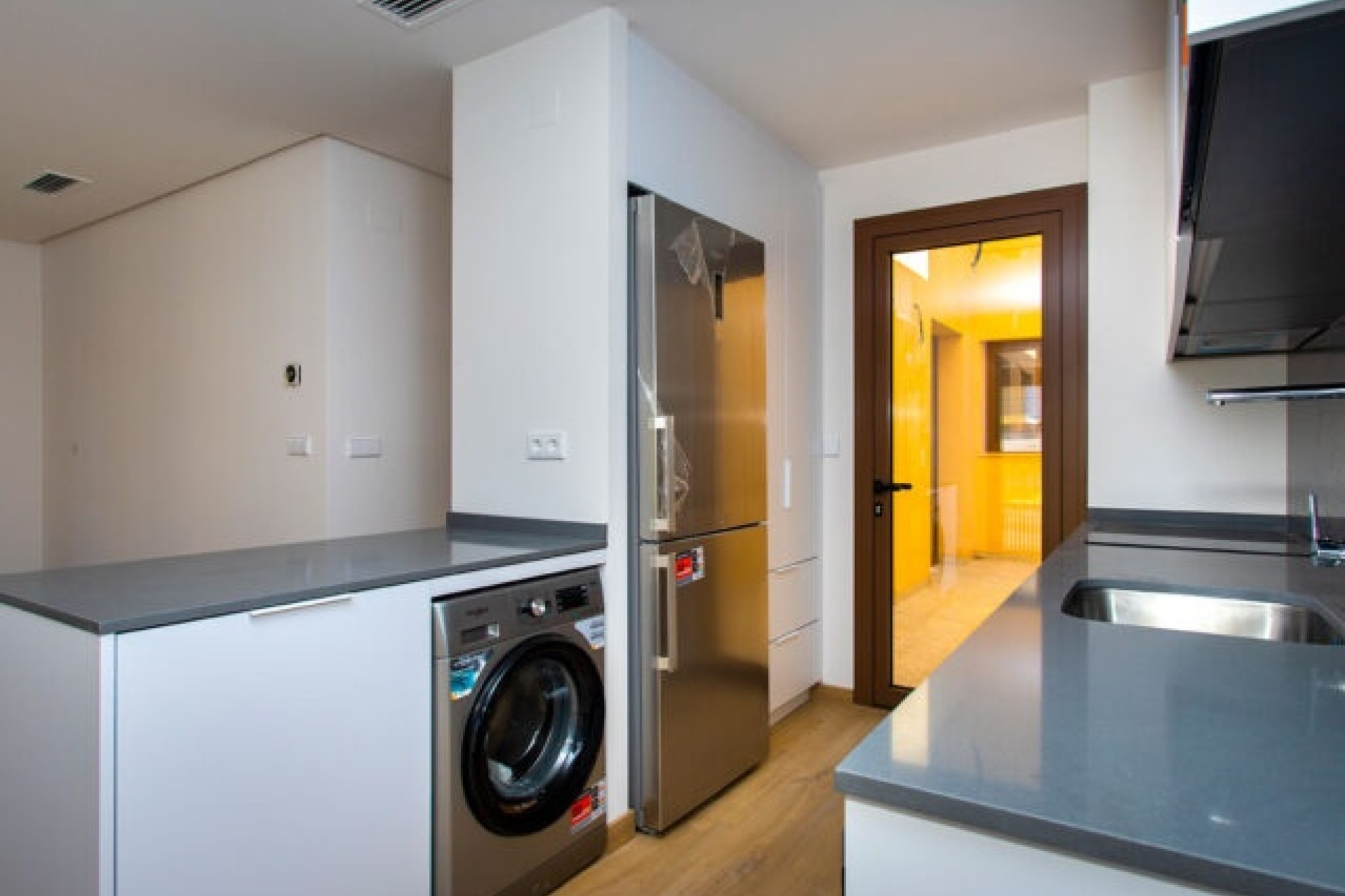 Resale - Wohnung / Apartment -
Hondón de las Nieves