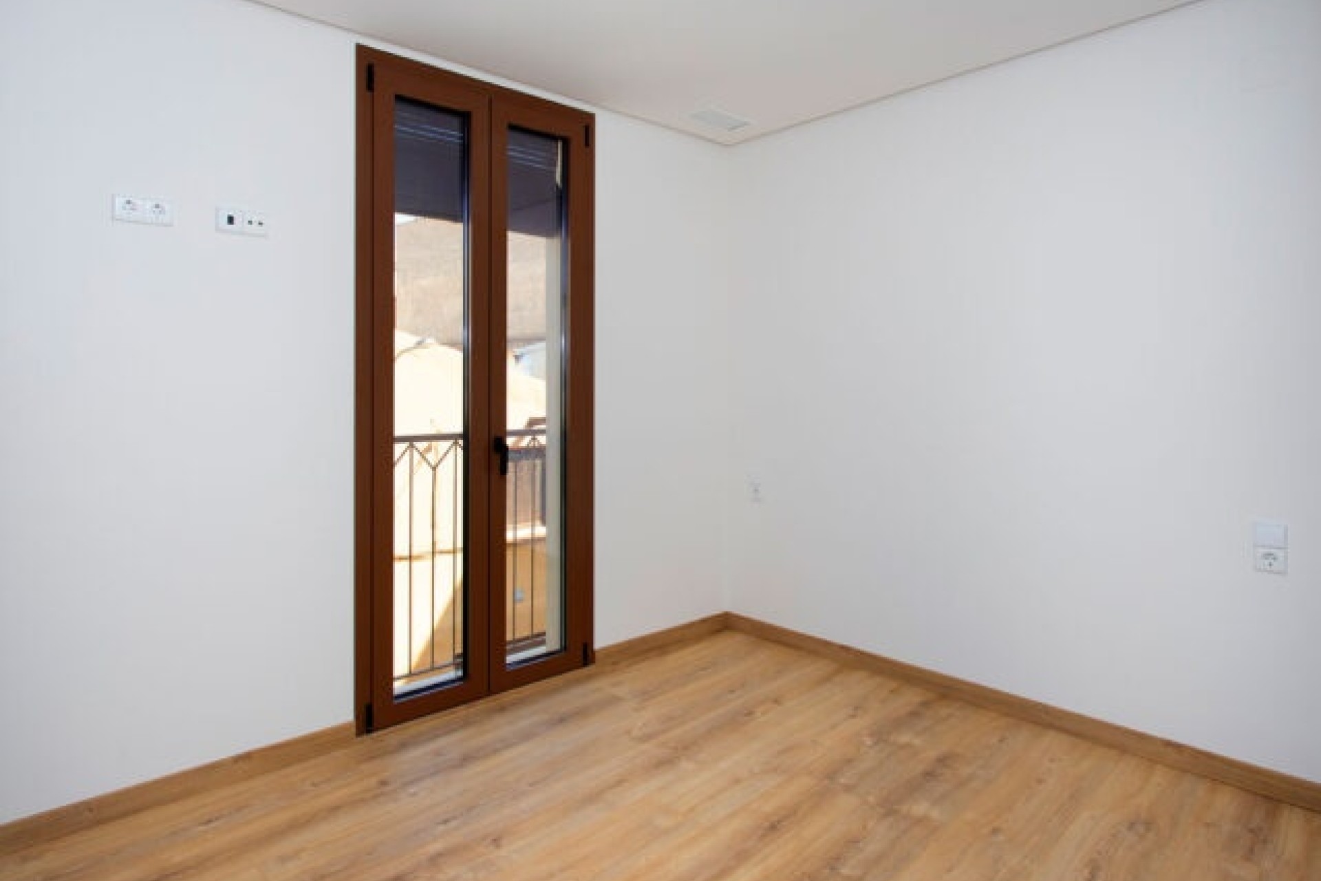 Resale - Wohnung / Apartment -
Hondón de las Nieves