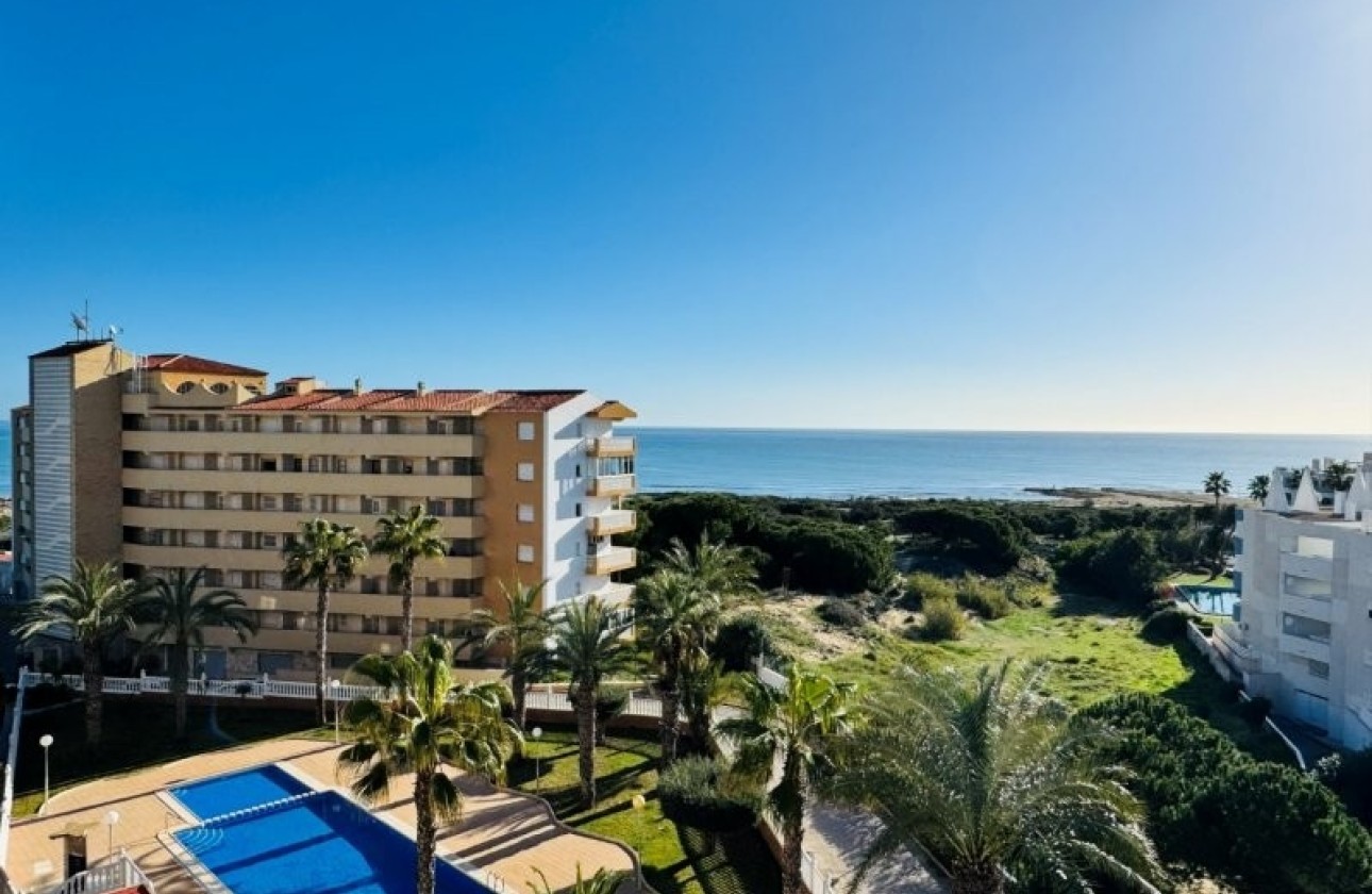 Resale - Wohnung / Apartment -
La Mata - Costa Blanca