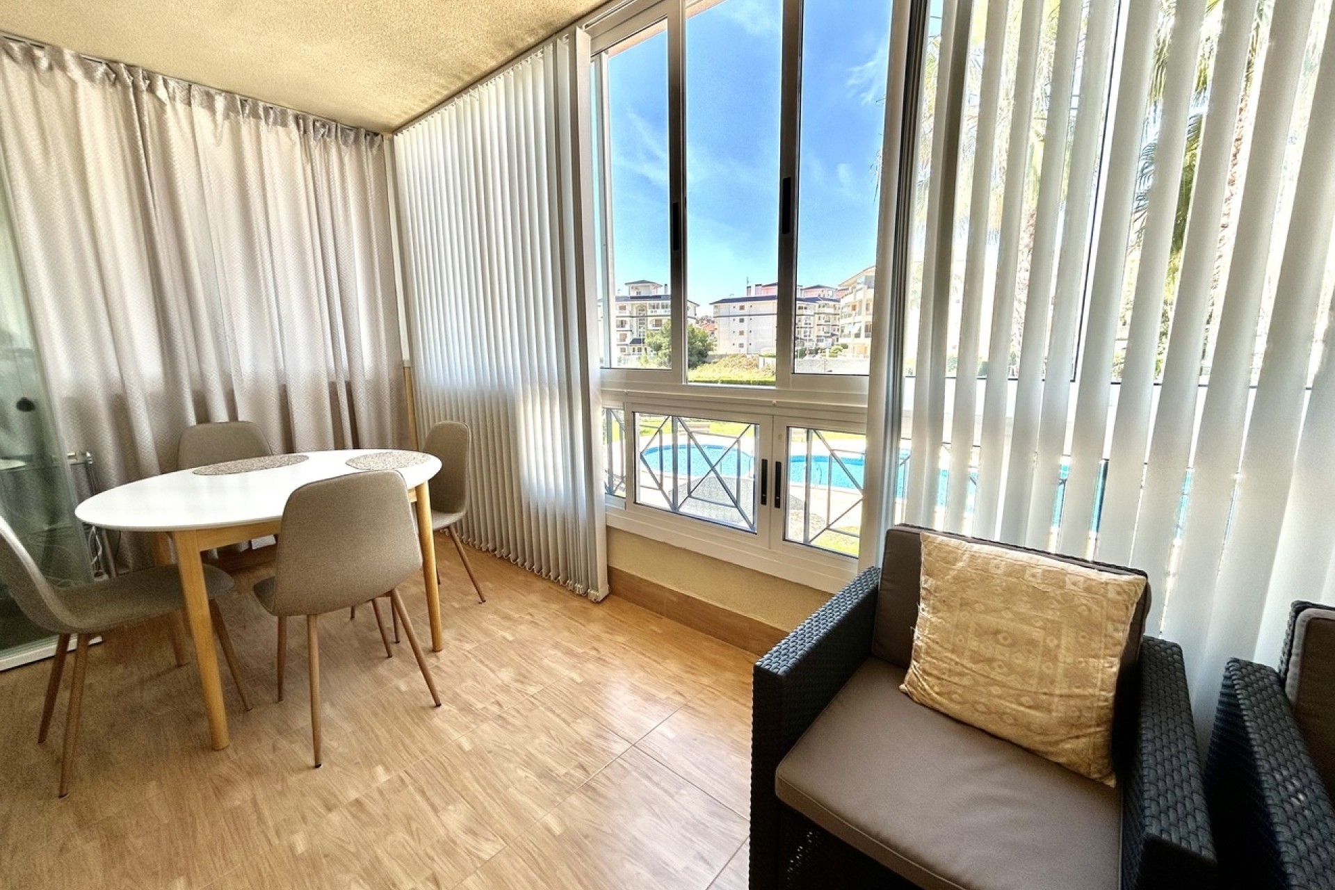 Resale - Wohnung / Apartment -
La Mata - Costa Blanca
