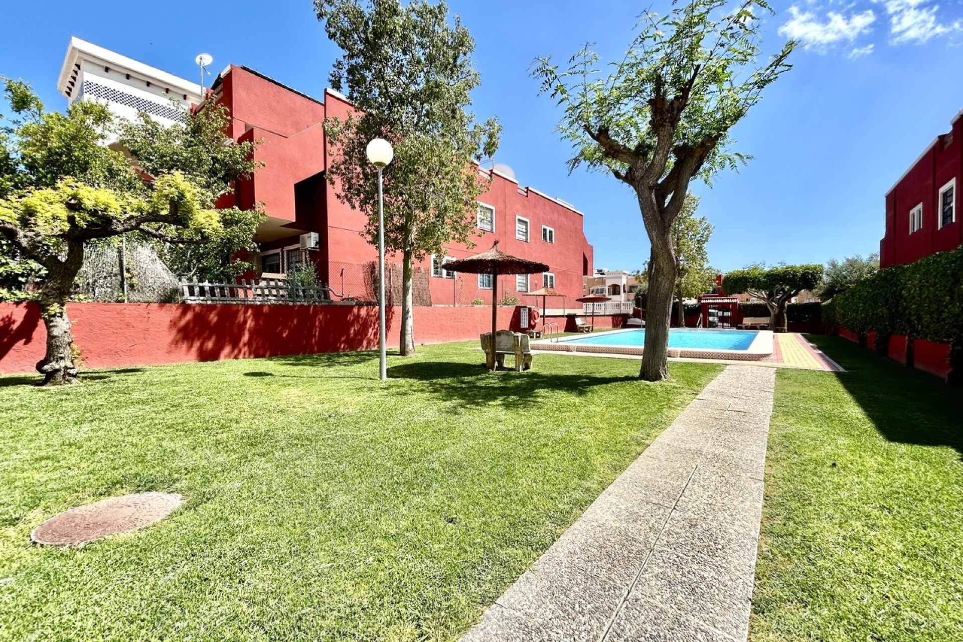 Resale - Wohnung / Apartment -
Los Altos - Costa Blanca