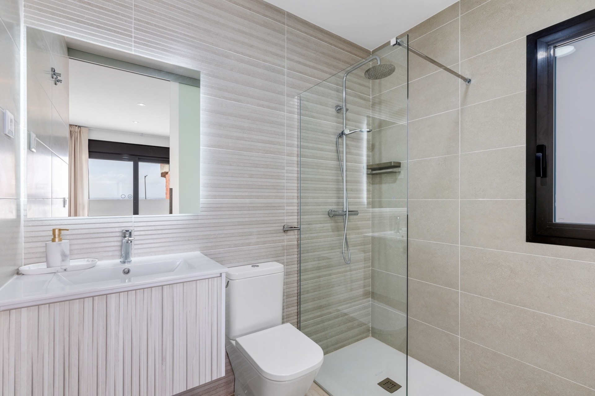 Resale - Wohnung / Apartment -
Los Balcones - Los Altos del Edén - Los Balcones