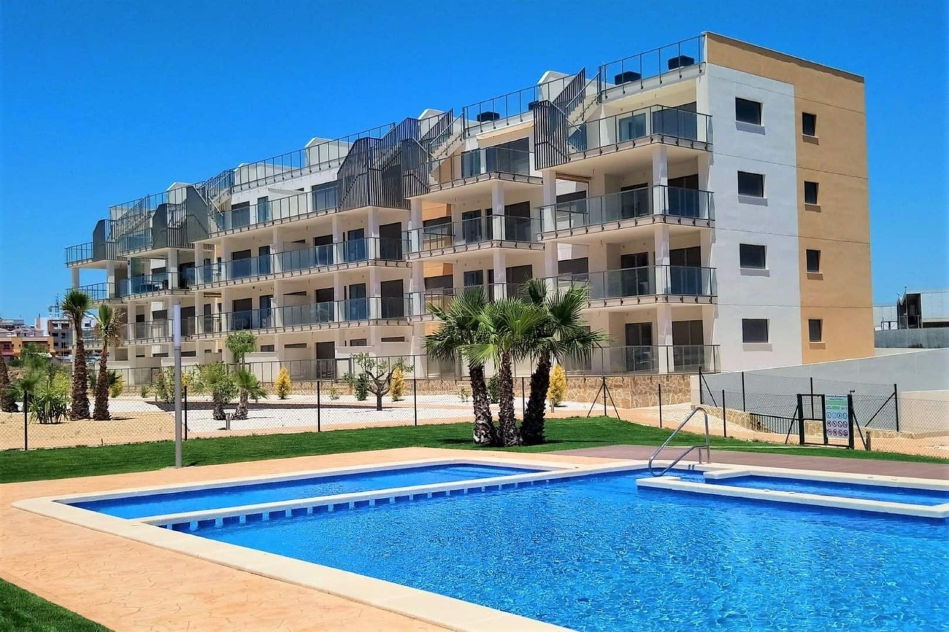 Resale - Wohnung / Apartment -
Los Dolses - Inland