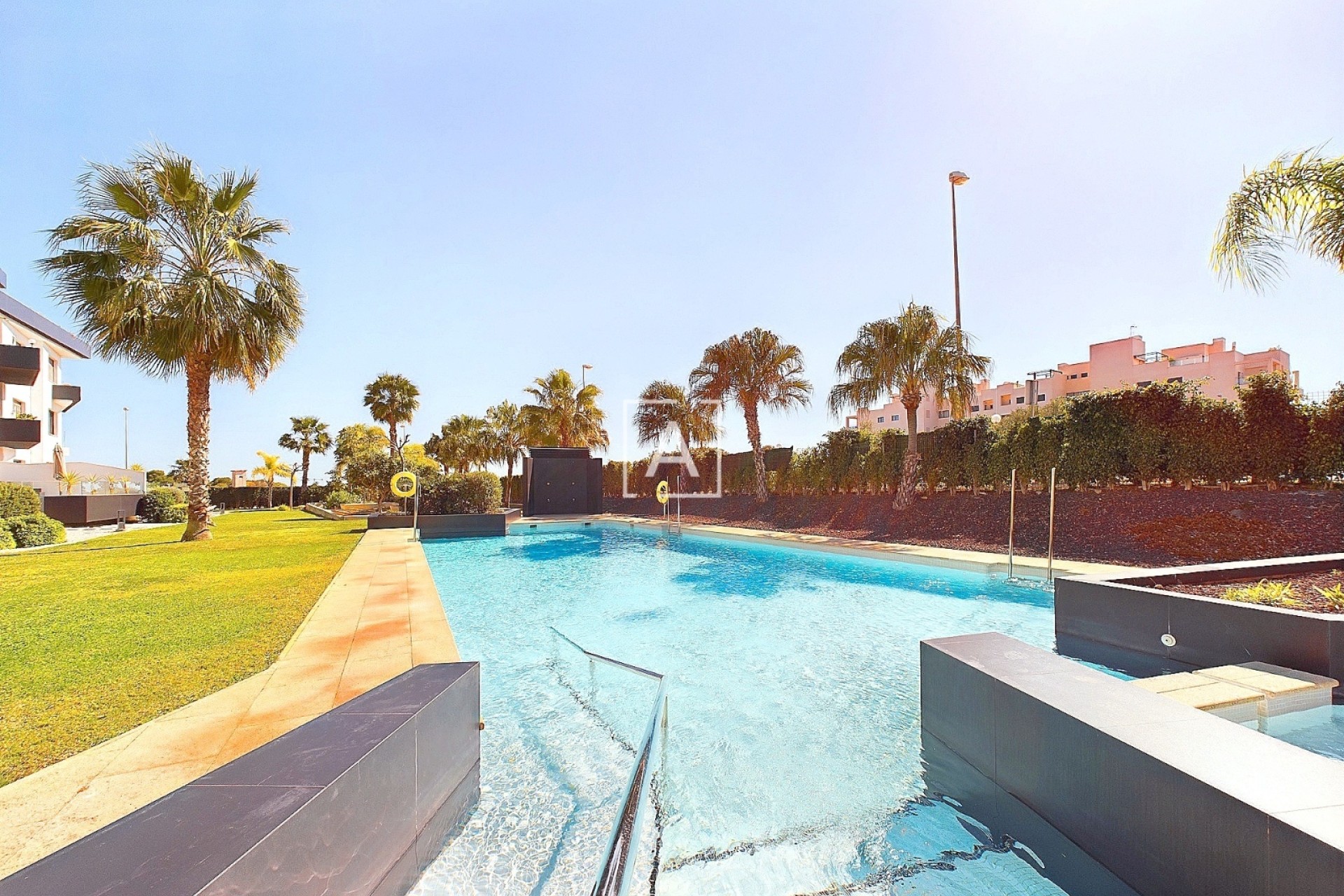 Resale - Wohnung / Apartment -
Los Dolses