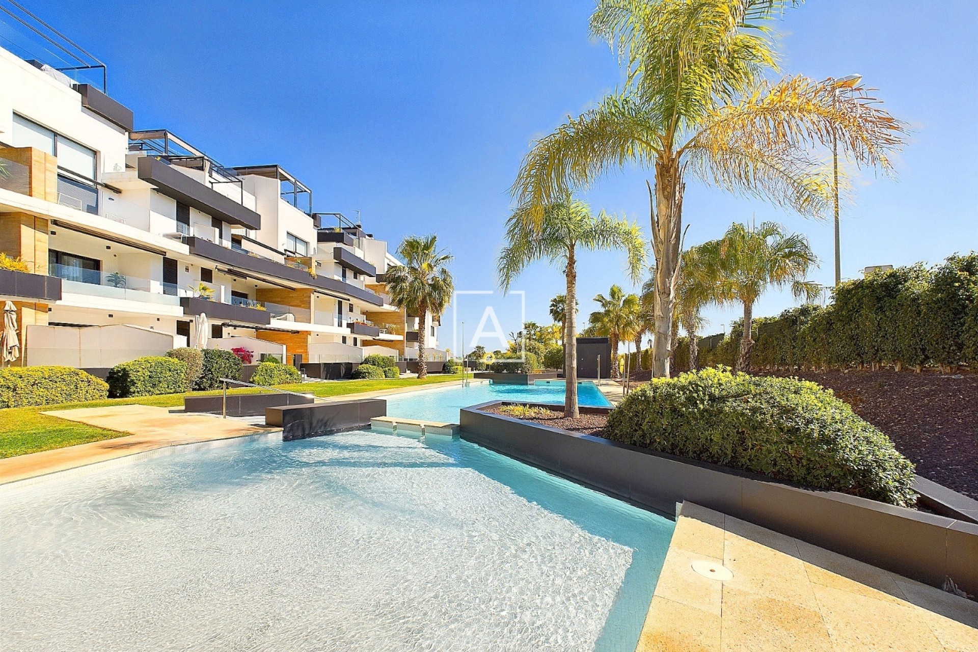 Resale - Wohnung / Apartment -
Los Dolses