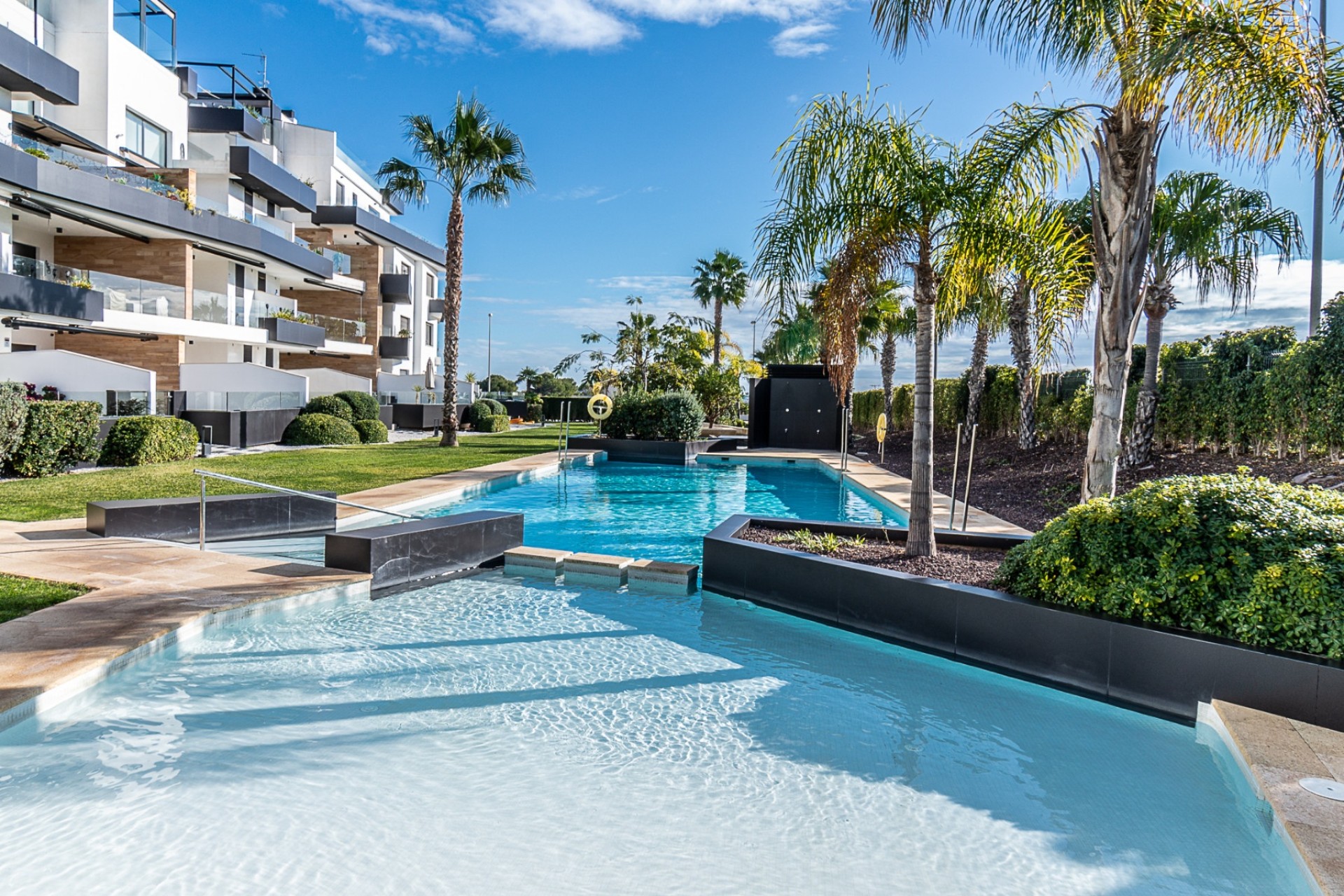 Resale - Wohnung / Apartment -
Los Dolses