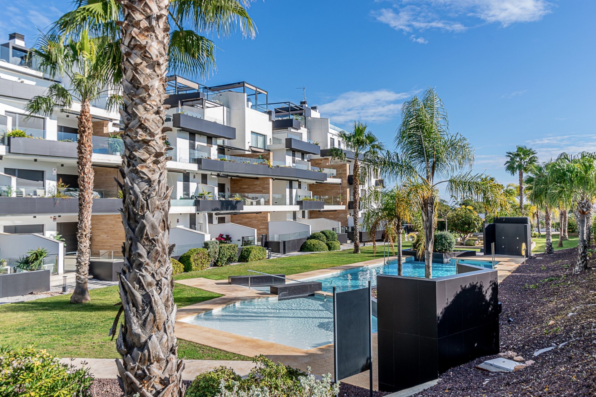 Resale - Wohnung / Apartment -
Los Dolses