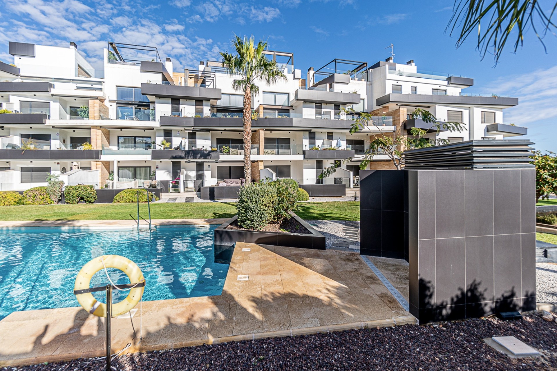 Resale - Wohnung / Apartment -
Los Dolses