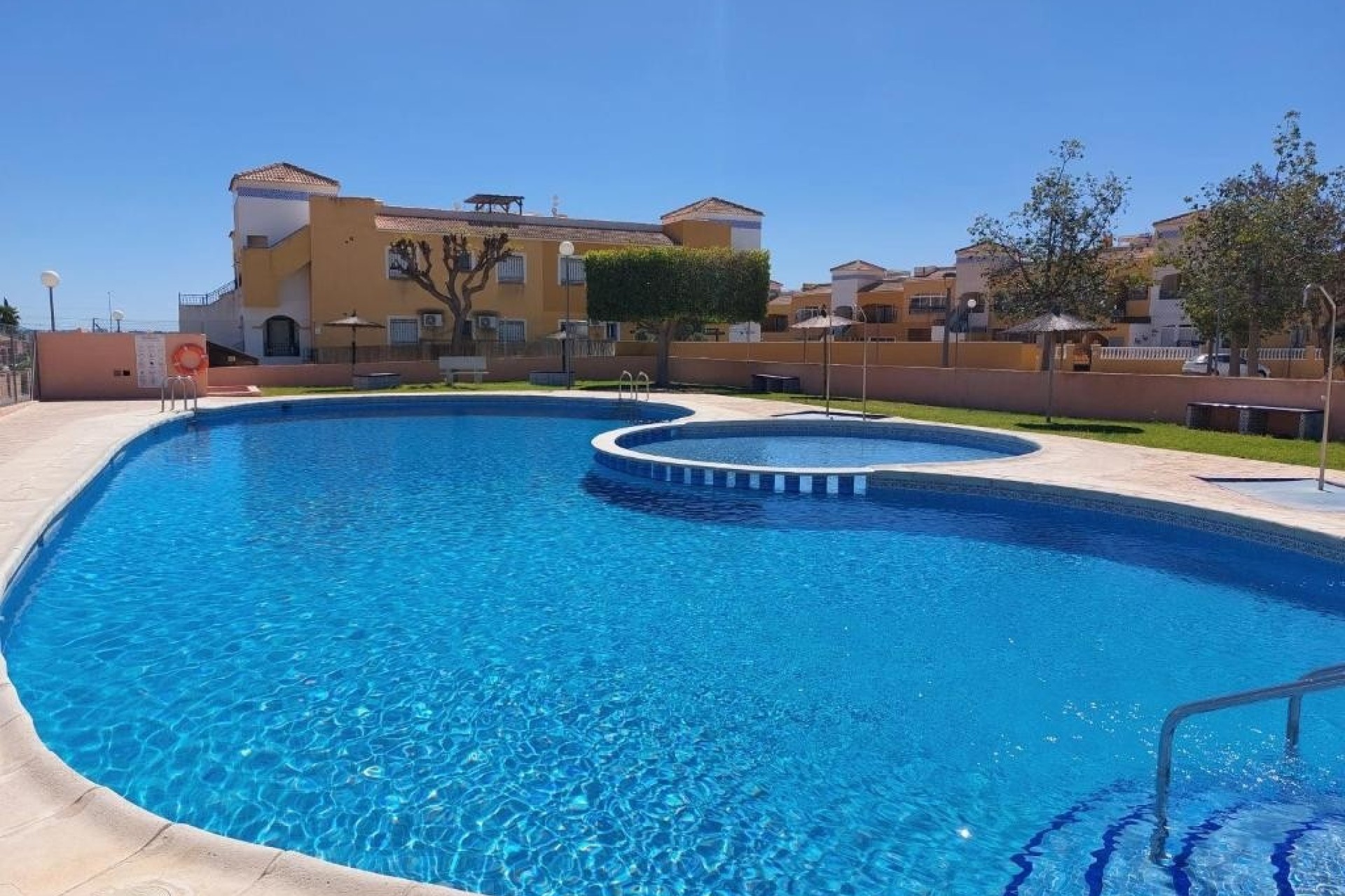 Resale - Wohnung / Apartment -
Los Montesinos - La herrada