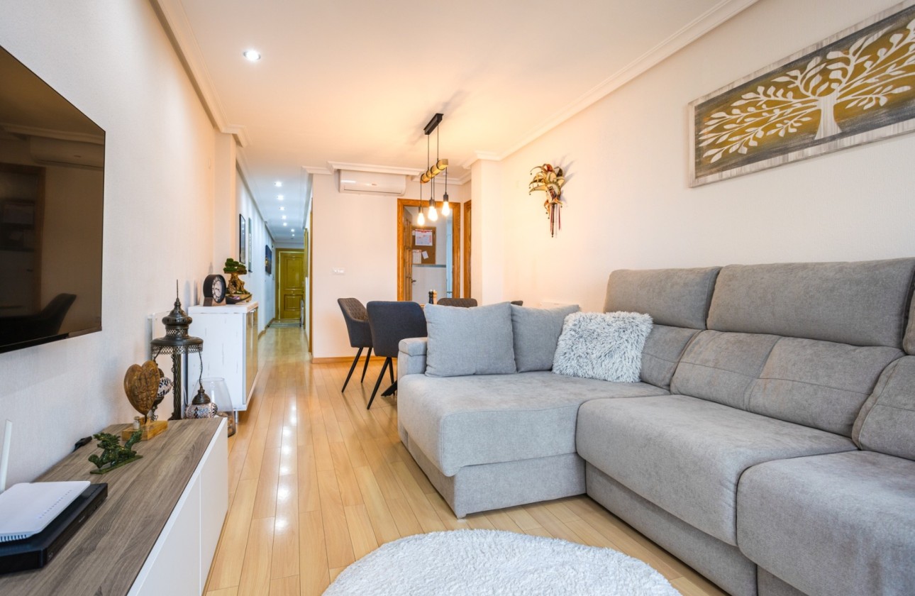 Resale - Wohnung / Apartment -
Los Montesinos