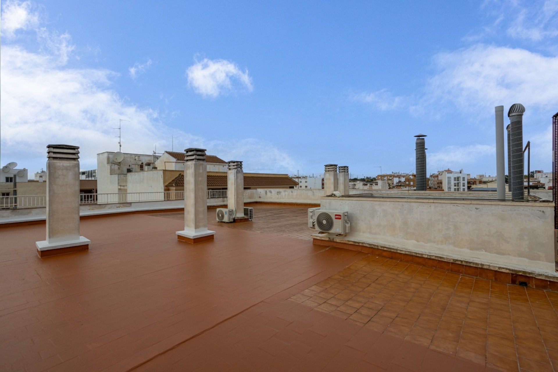 Resale - Wohnung / Apartment -
Los Montesinos