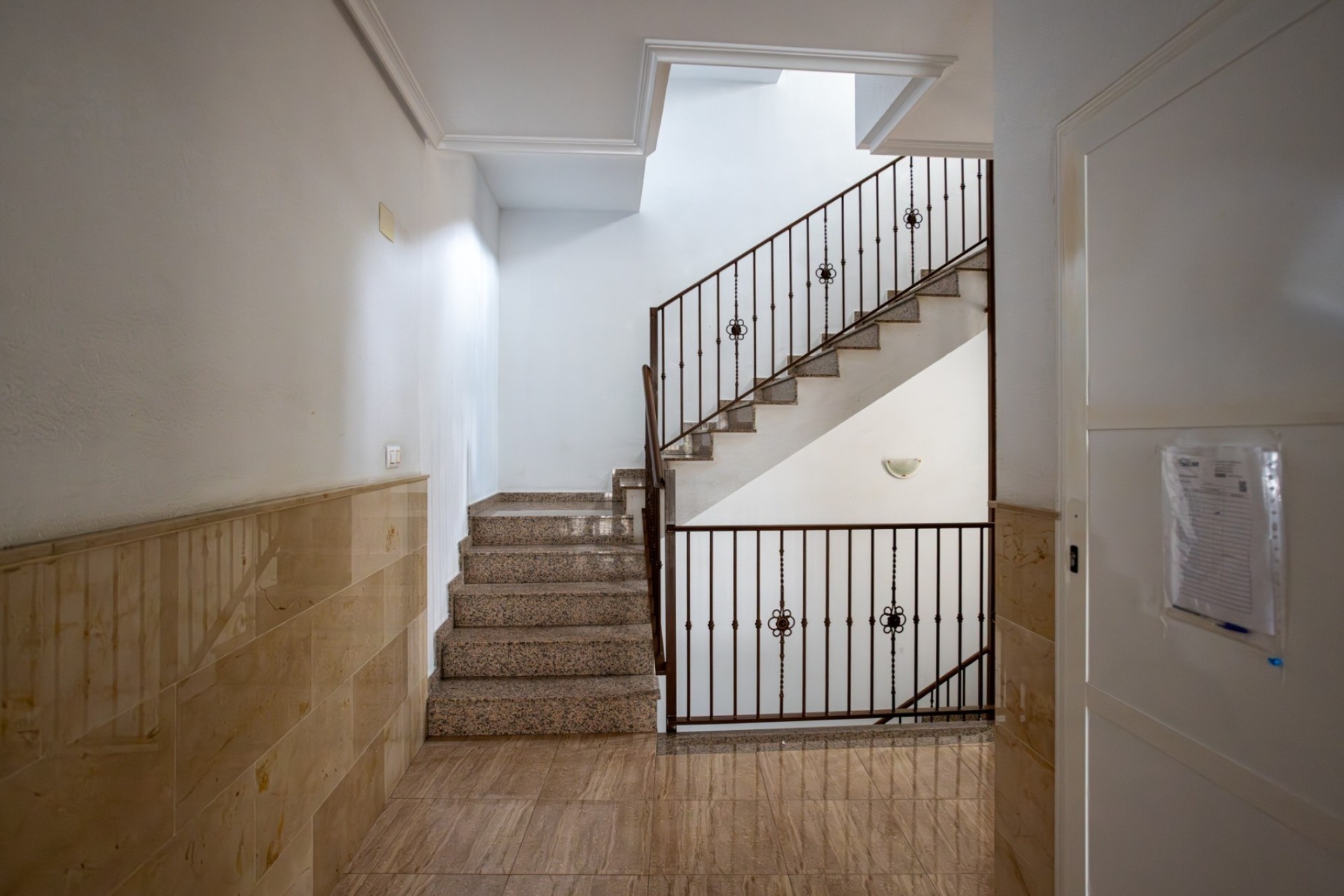Resale - Wohnung / Apartment -
Los Montesinos
