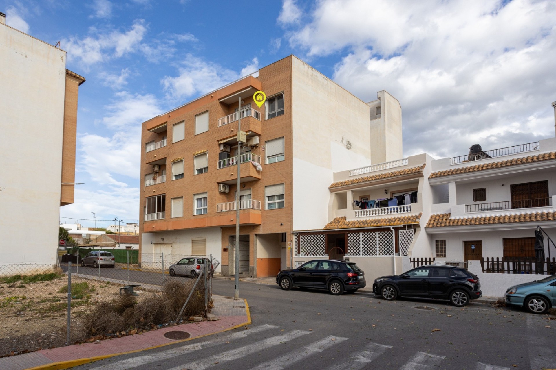 Resale - Wohnung / Apartment -
Los Montesinos