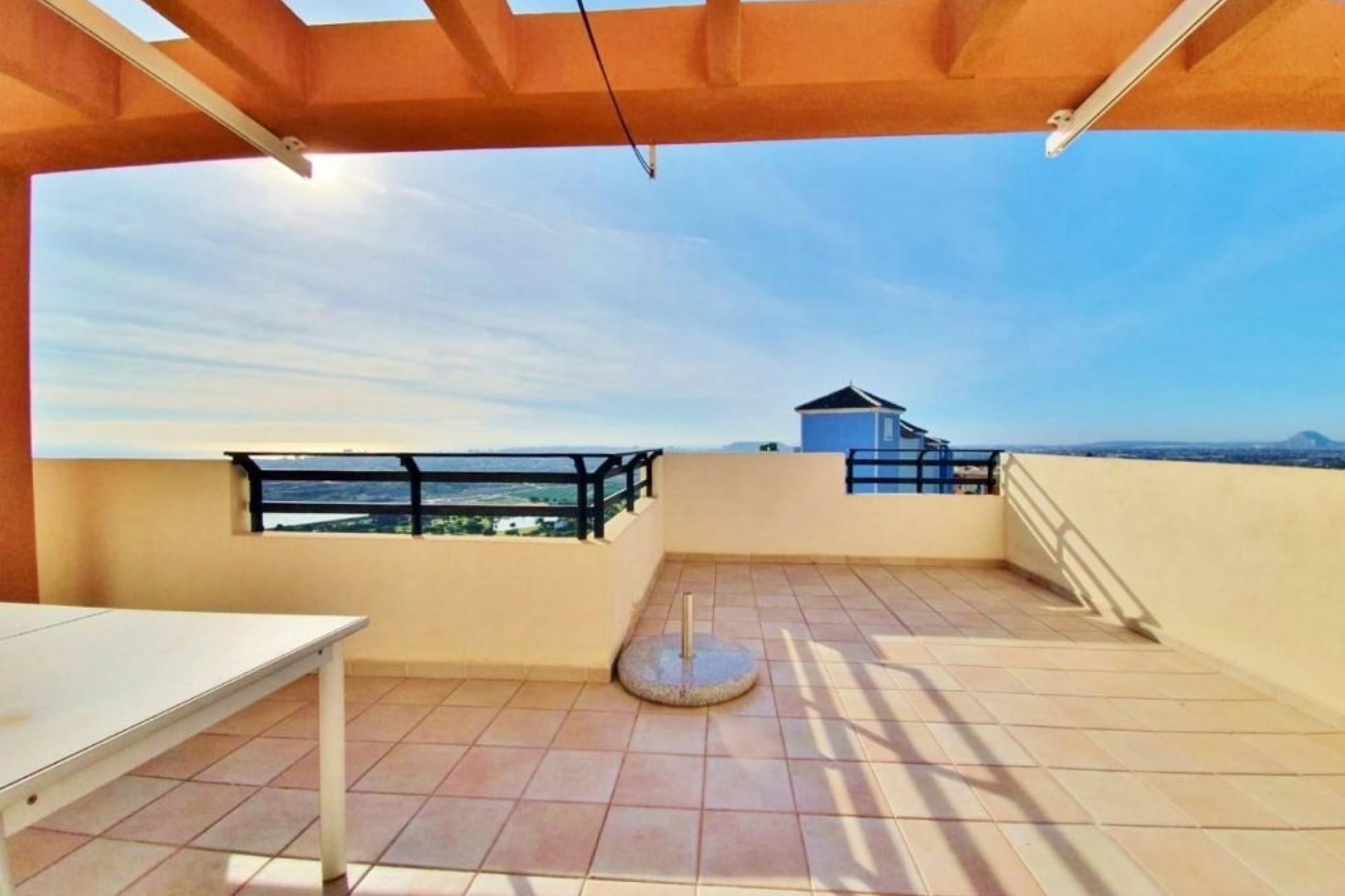 Resale - Wohnung / Apartment -
Mutxamel - MUTXAMIEL