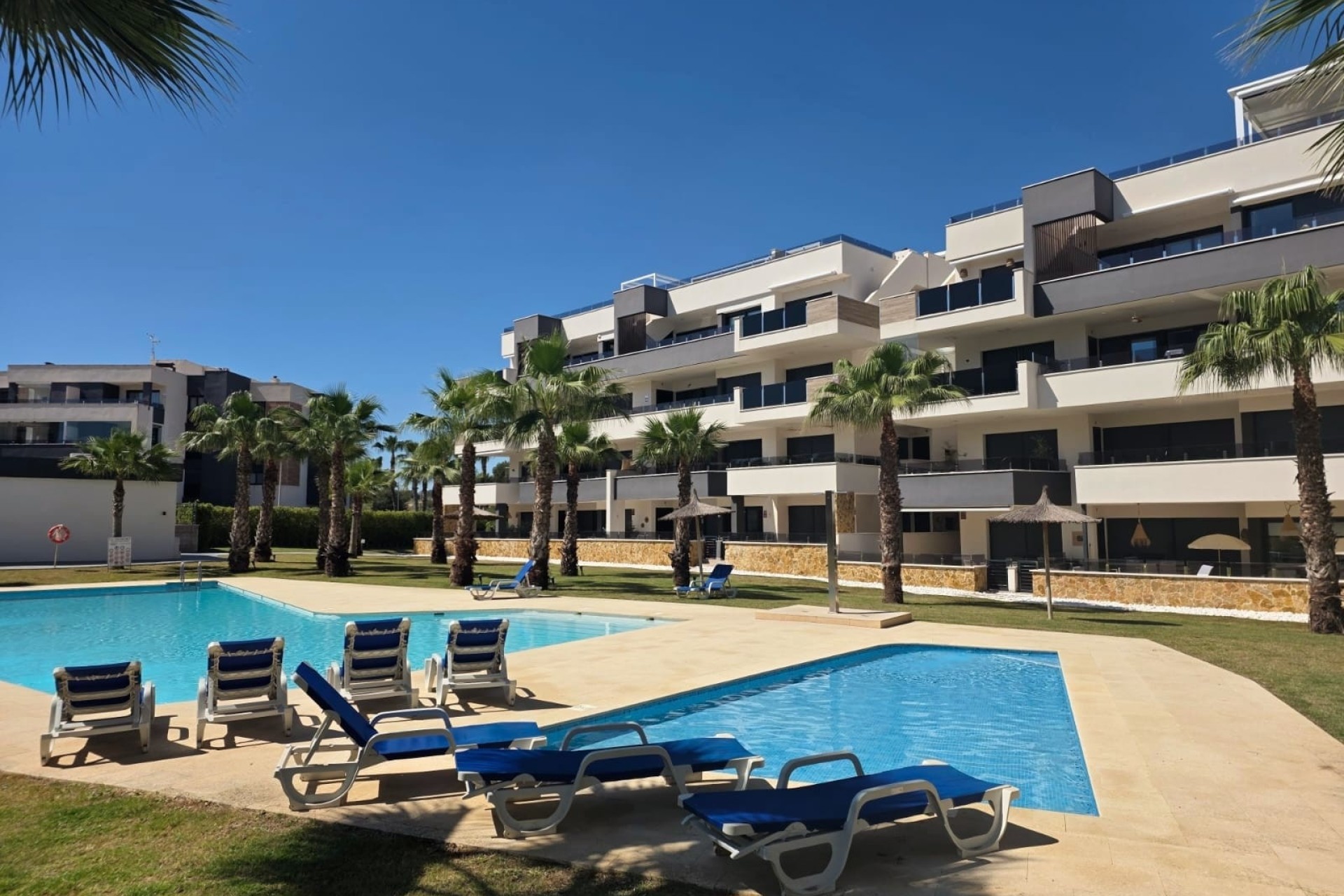 Resale - Wohnung / Apartment -
Orihuela Costa - Costa Blanca