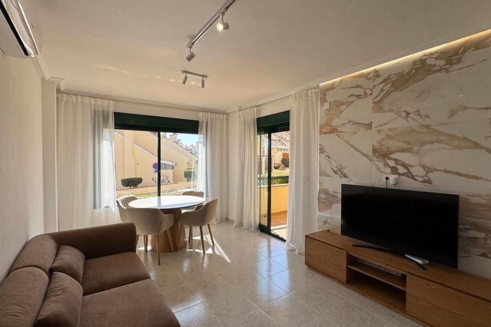 Resale - Wohnung / Apartment -
Orihuela Costa - Las Filipinas