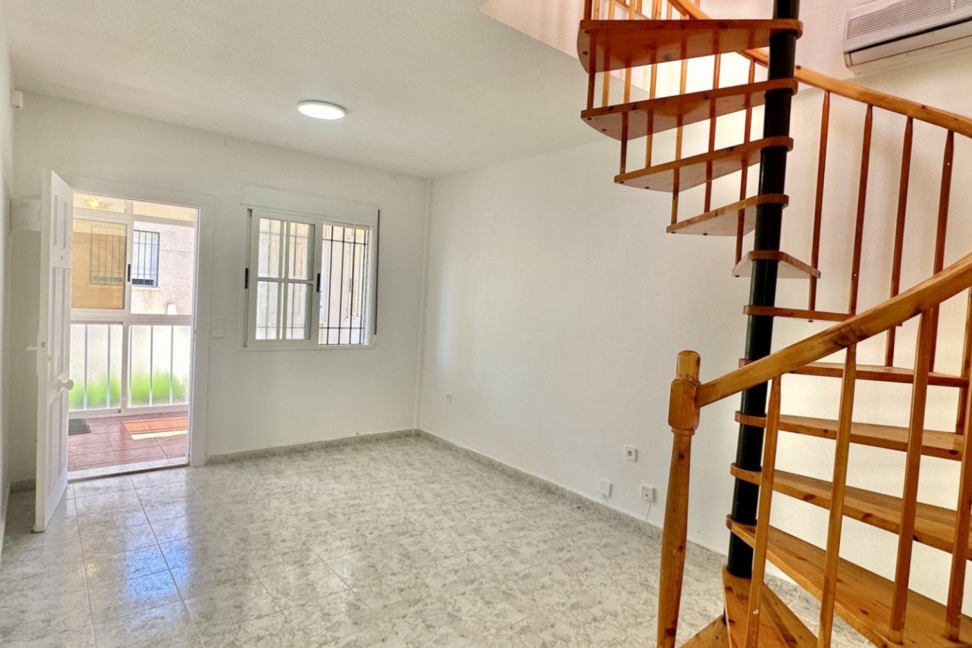 Resale - Wohnung / Apartment -
Orihuela Costa - Playa Flamenca