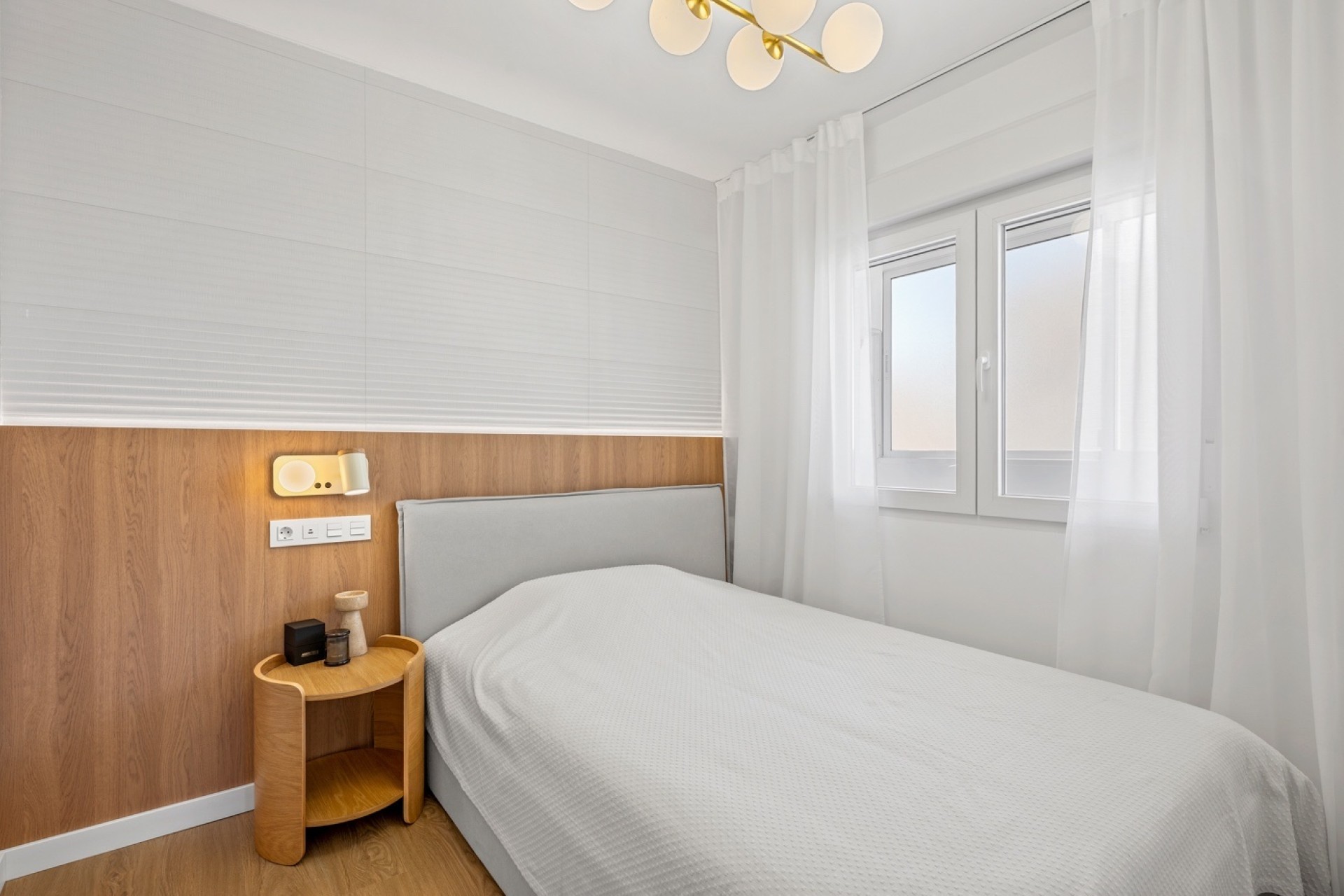 Resale - Wohnung / Apartment -
Orihuela Costa - Punta Prima