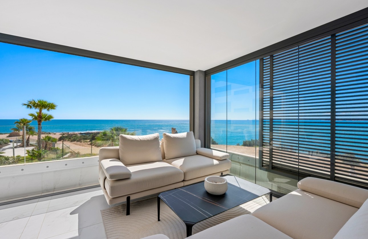Resale - Wohnung / Apartment -
Orihuela Costa - Punta Prima