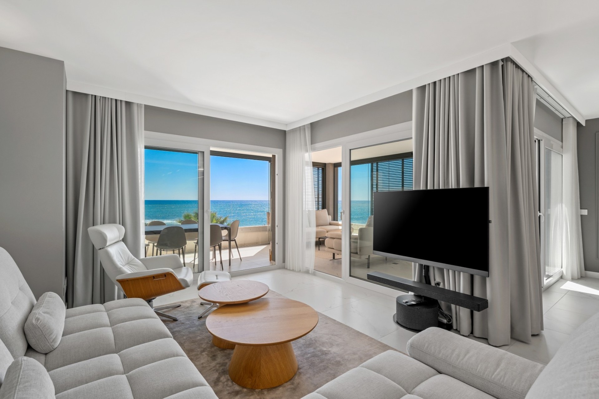 Resale - Wohnung / Apartment -
Orihuela Costa - Punta Prima