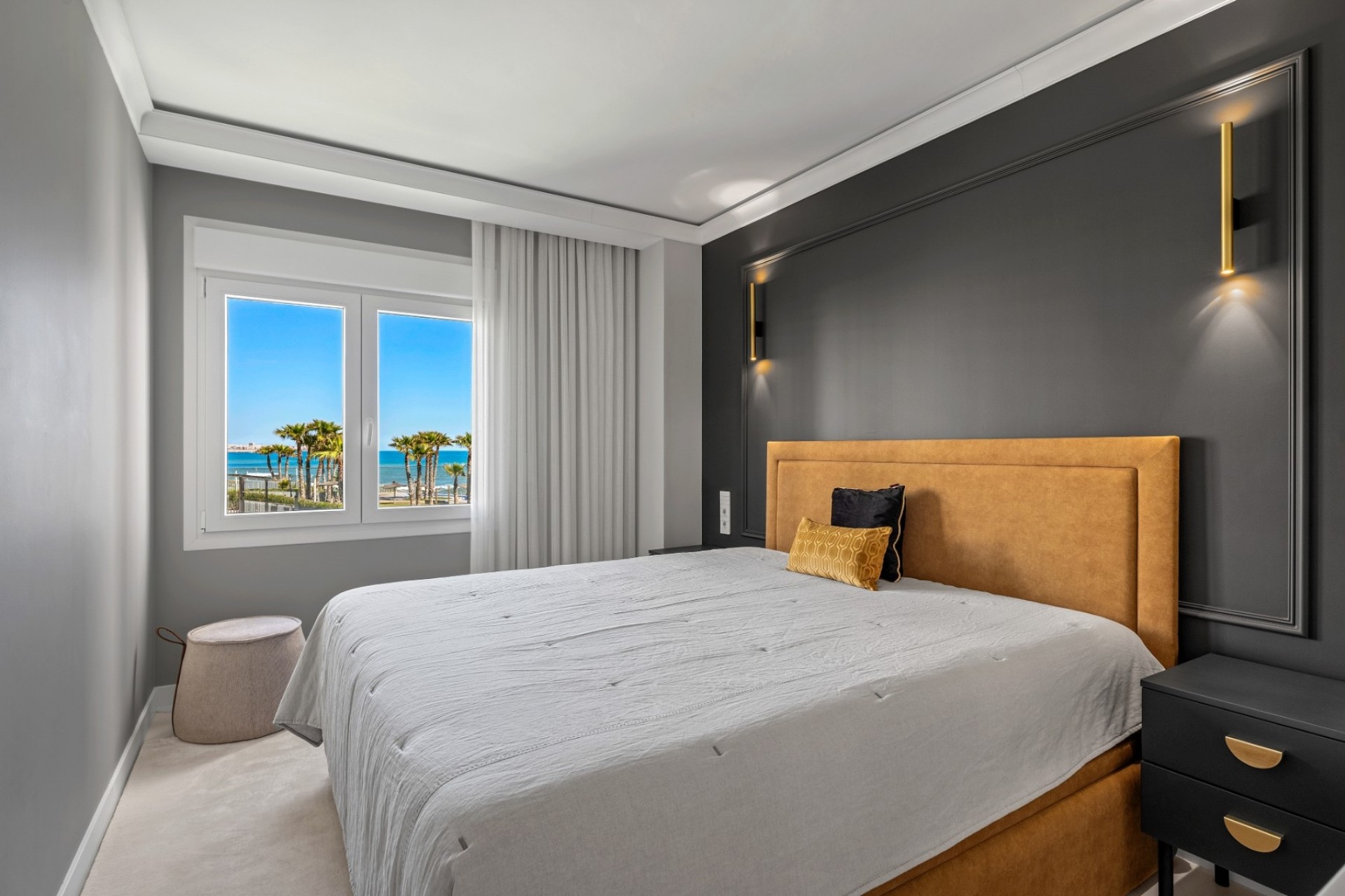 Resale - Wohnung / Apartment -
Orihuela Costa - Punta Prima