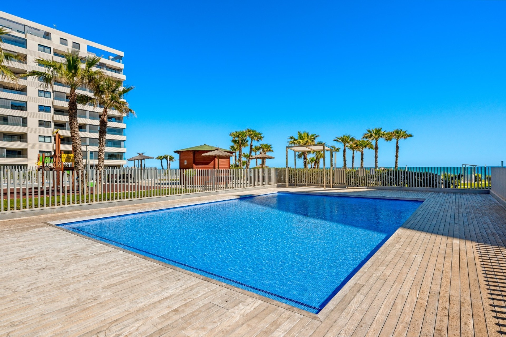 Resale - Wohnung / Apartment -
Orihuela Costa - Punta Prima