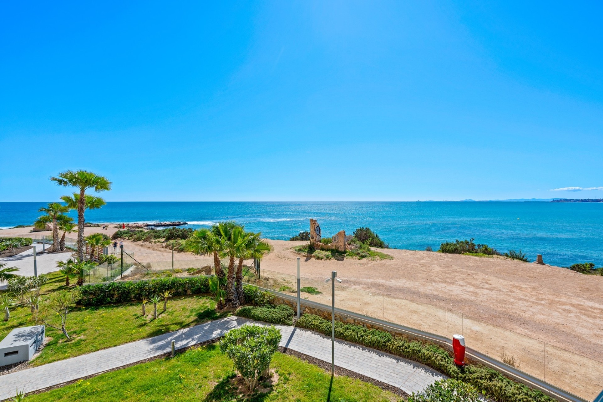 Resale - Wohnung / Apartment -
Orihuela Costa - Punta Prima