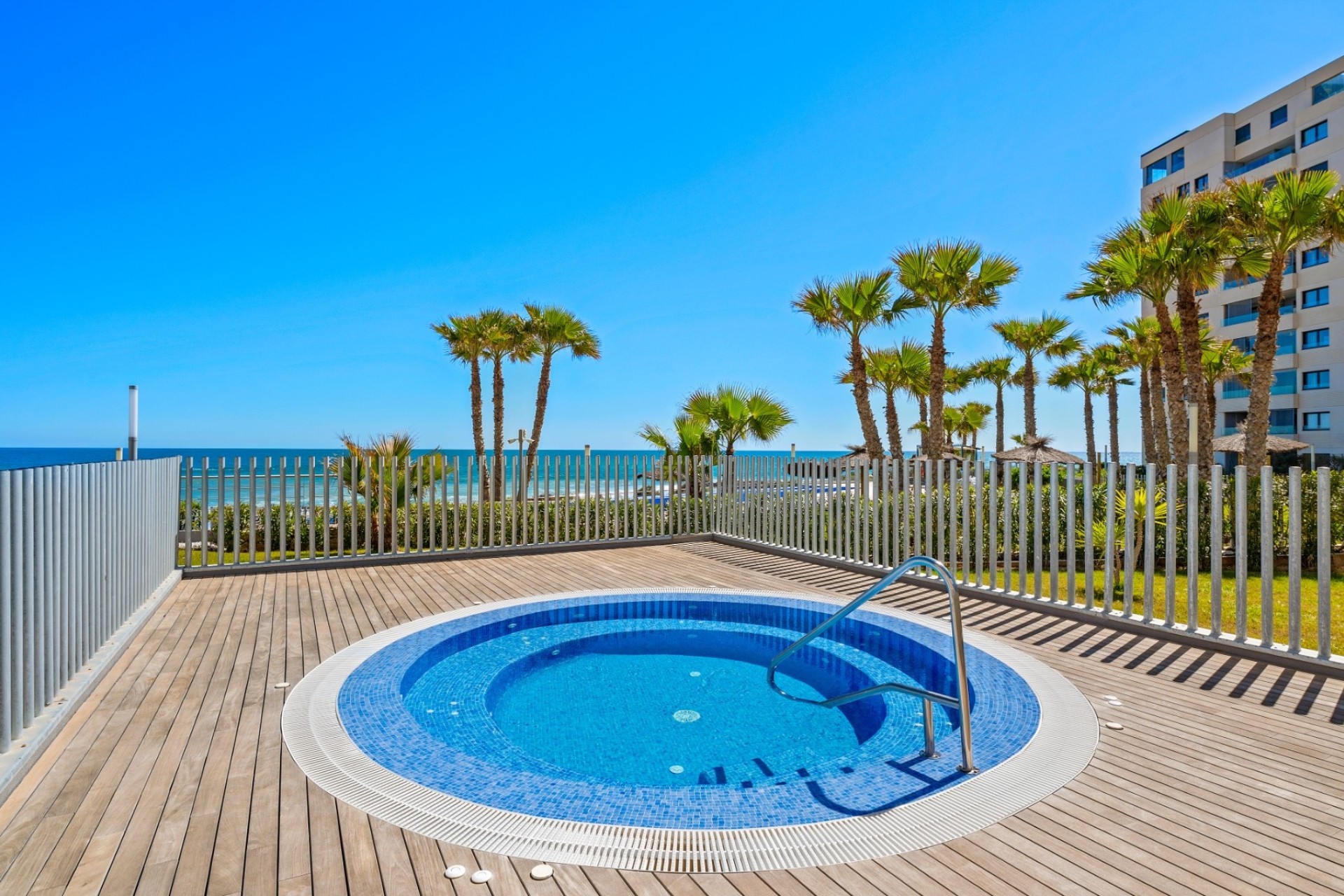 Resale - Wohnung / Apartment -
Orihuela Costa - Punta Prima