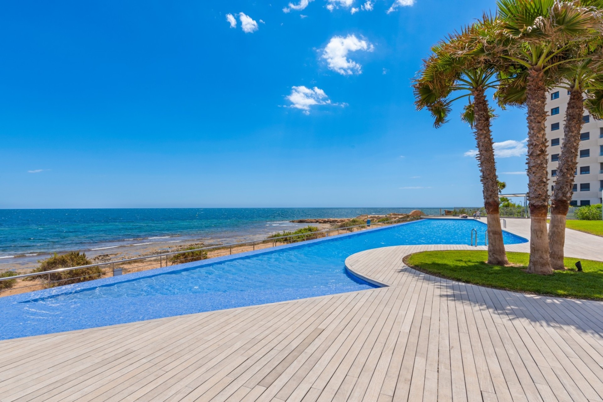 Resale - Wohnung / Apartment -
Orihuela Costa - Punta Prima