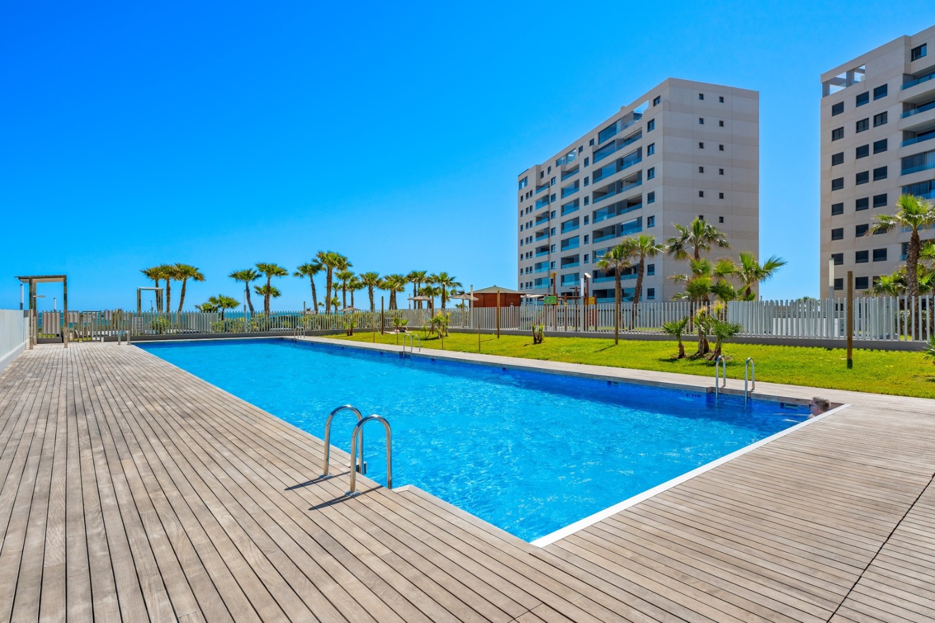 Resale - Wohnung / Apartment -
Orihuela Costa - Punta Prima