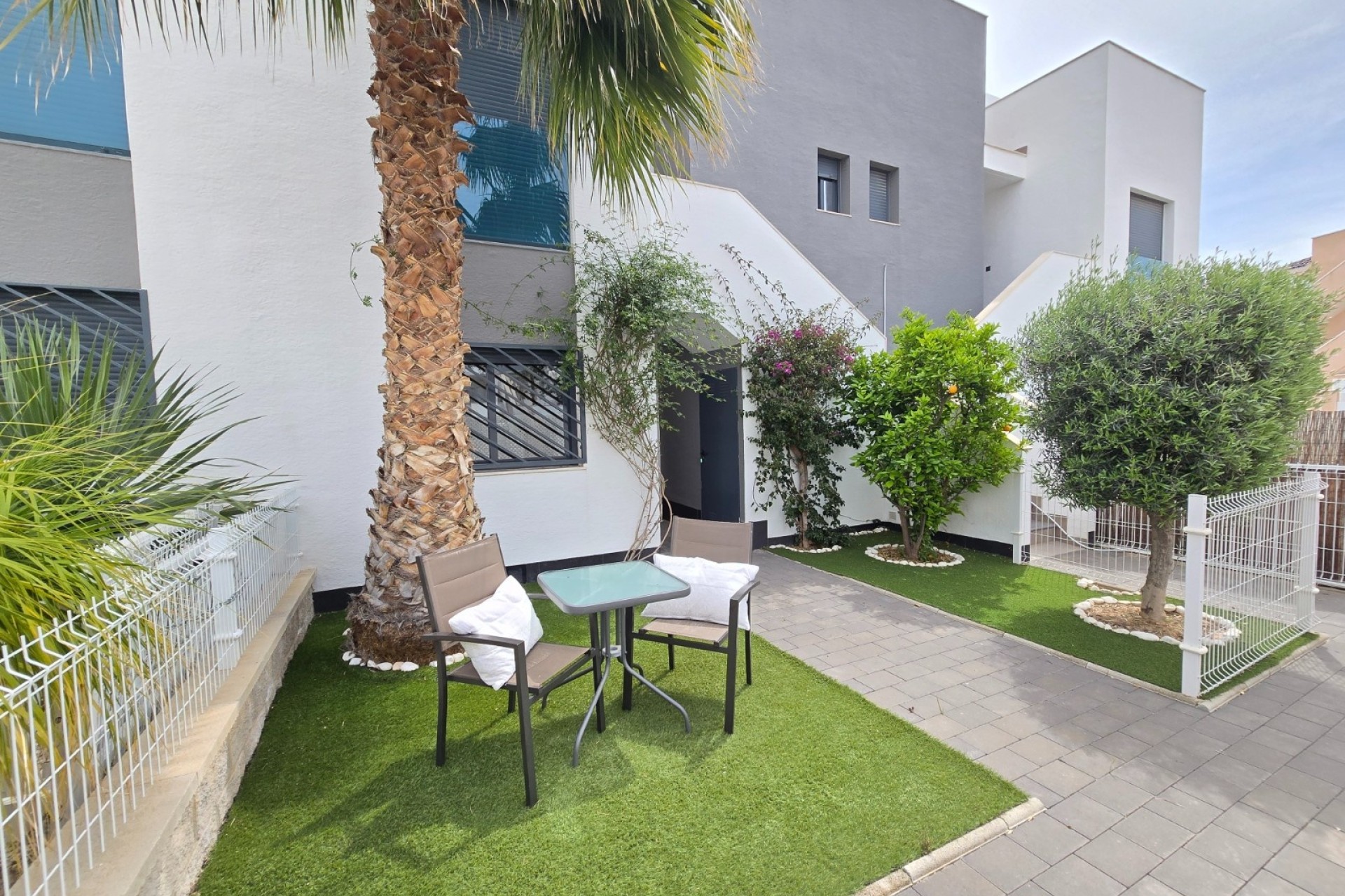 Resale - Wohnung / Apartment -
Orihuela Costa - Punta Prima *
