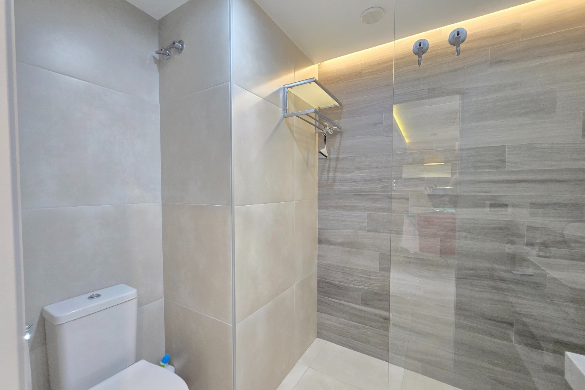 Resale - Wohnung / Apartment -
Orihuela Costa - Punta Prima *