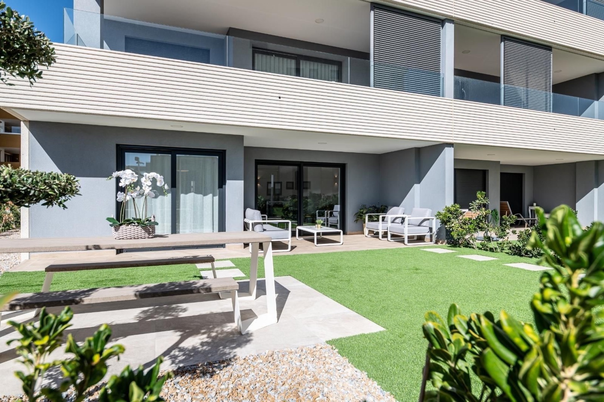 Resale - Wohnung / Apartment -
Orihuela Costa - Punta Prima