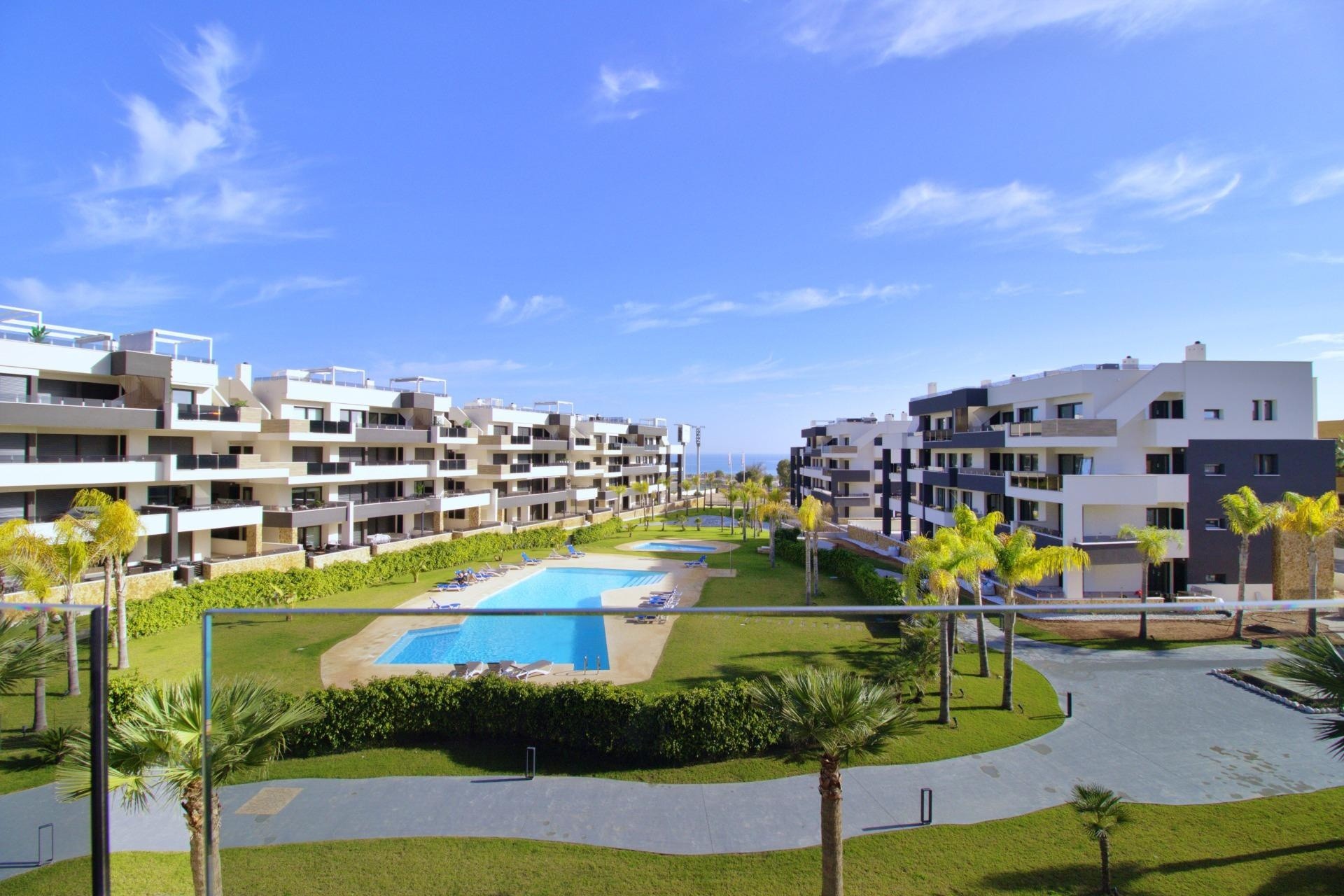 Resale - Wohnung / Apartment -
Orihuela Costa - Punta Prima