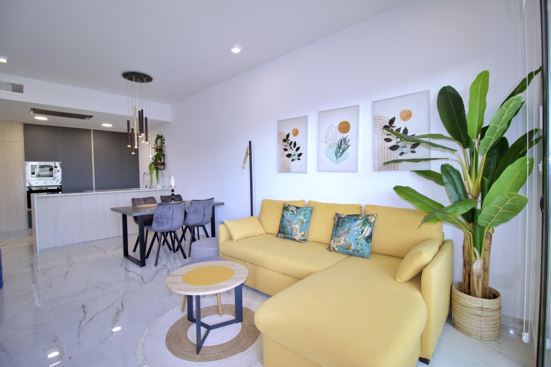 Resale - Wohnung / Apartment -
Orihuela Costa - Punta Prima