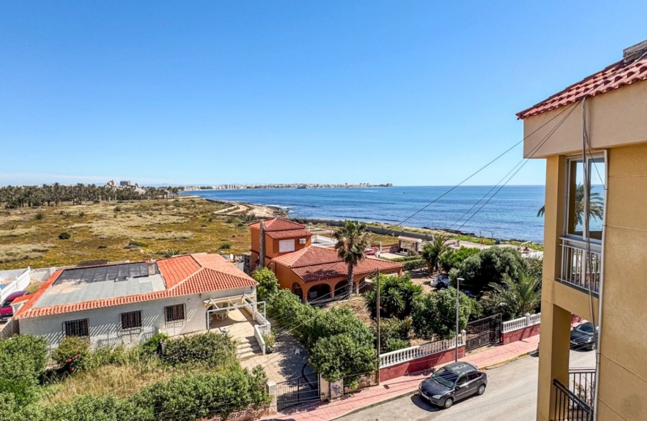 Resale - Wohnung / Apartment -
Orihuela Costa - Punta Prima
