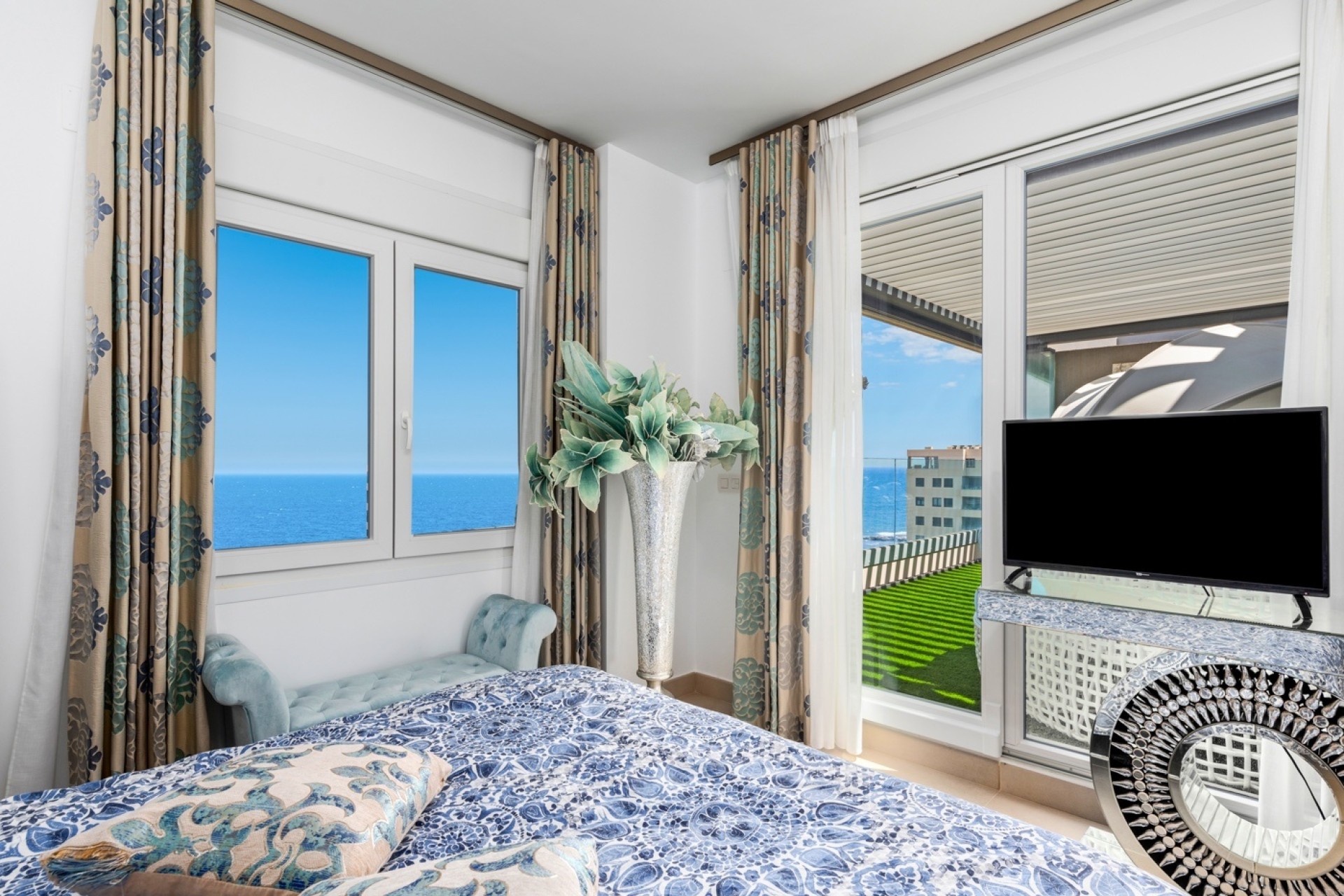 Resale - Wohnung / Apartment -
Orihuela Costa - Punta Prima