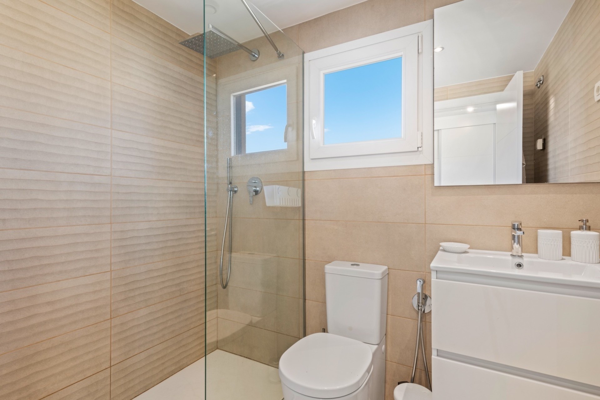 Resale - Wohnung / Apartment -
Orihuela Costa - Punta Prima