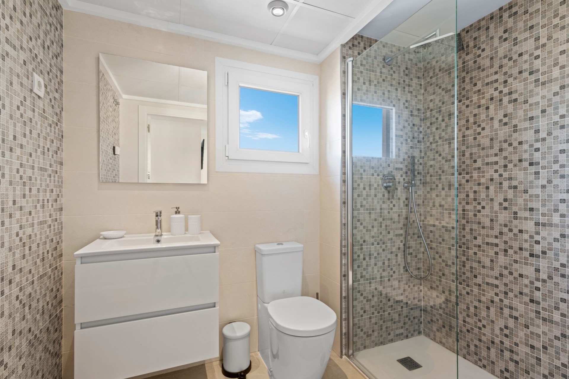 Resale - Wohnung / Apartment -
Orihuela Costa - Punta Prima